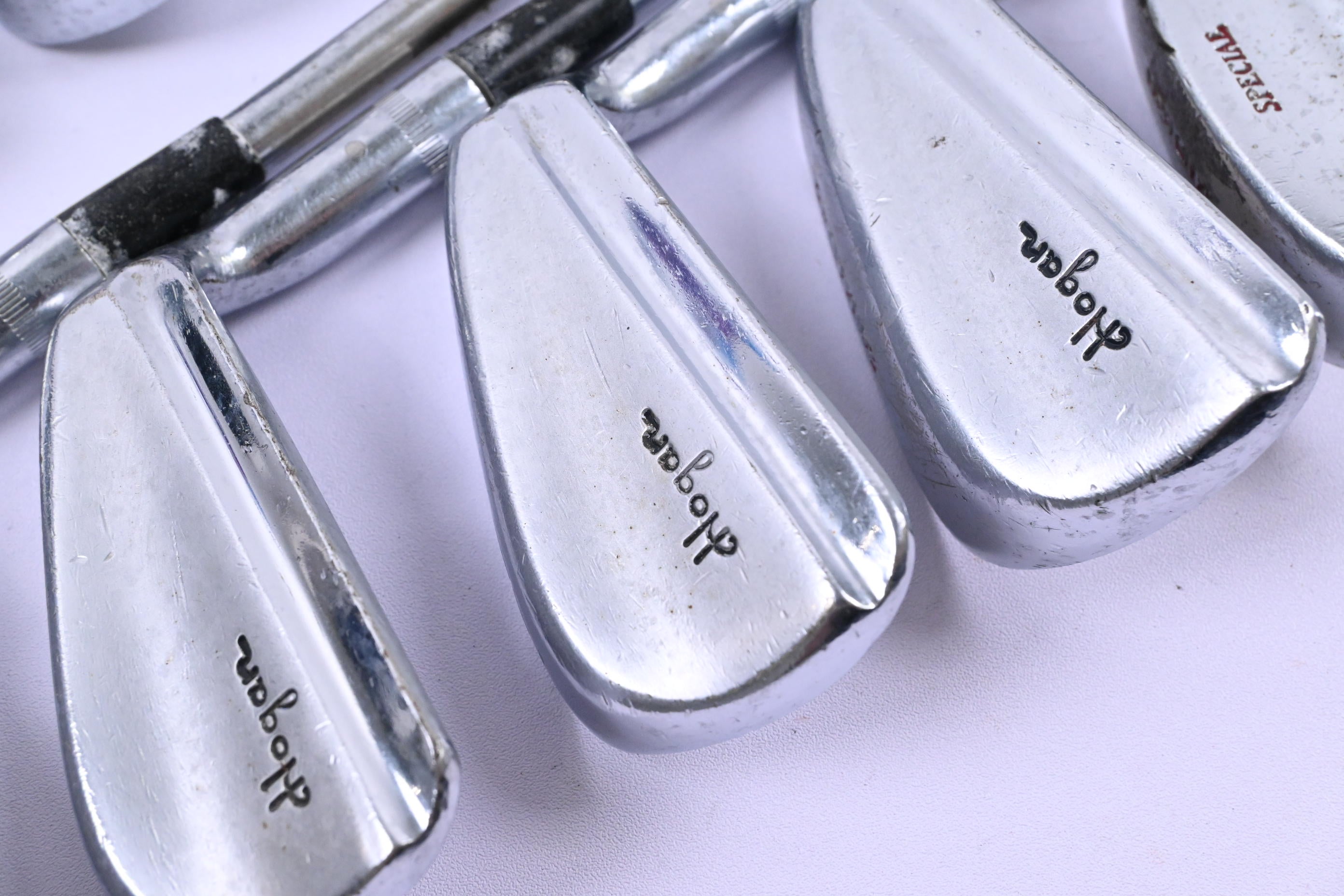 Ben Hogan Director Irons / 3-PW+SW / Regular Flex Ben Hogan Apex Shafts