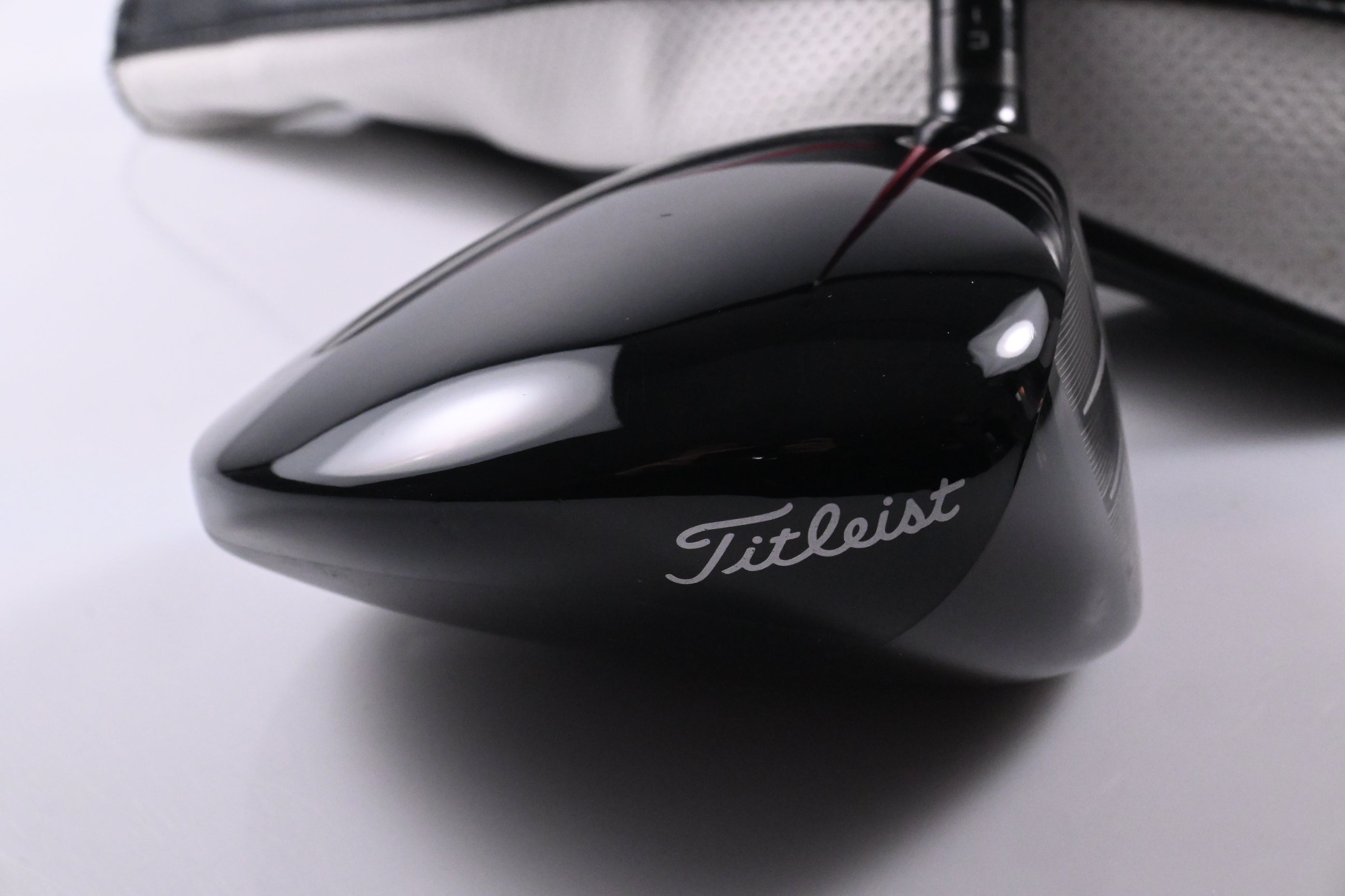 Titleist GT3 Driver / 10 Degree / Stiff Flex Project X Denali Red 50 Shaft