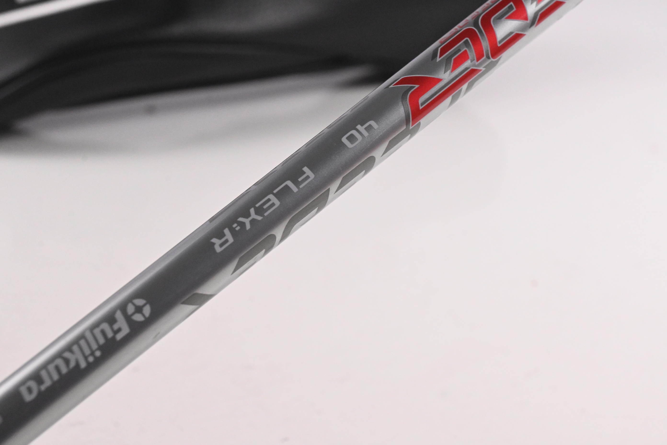 Titleist GT2 #5 Wood / 18 Degree / Regular Flex Fujikura Air Speeder 40 Shaft