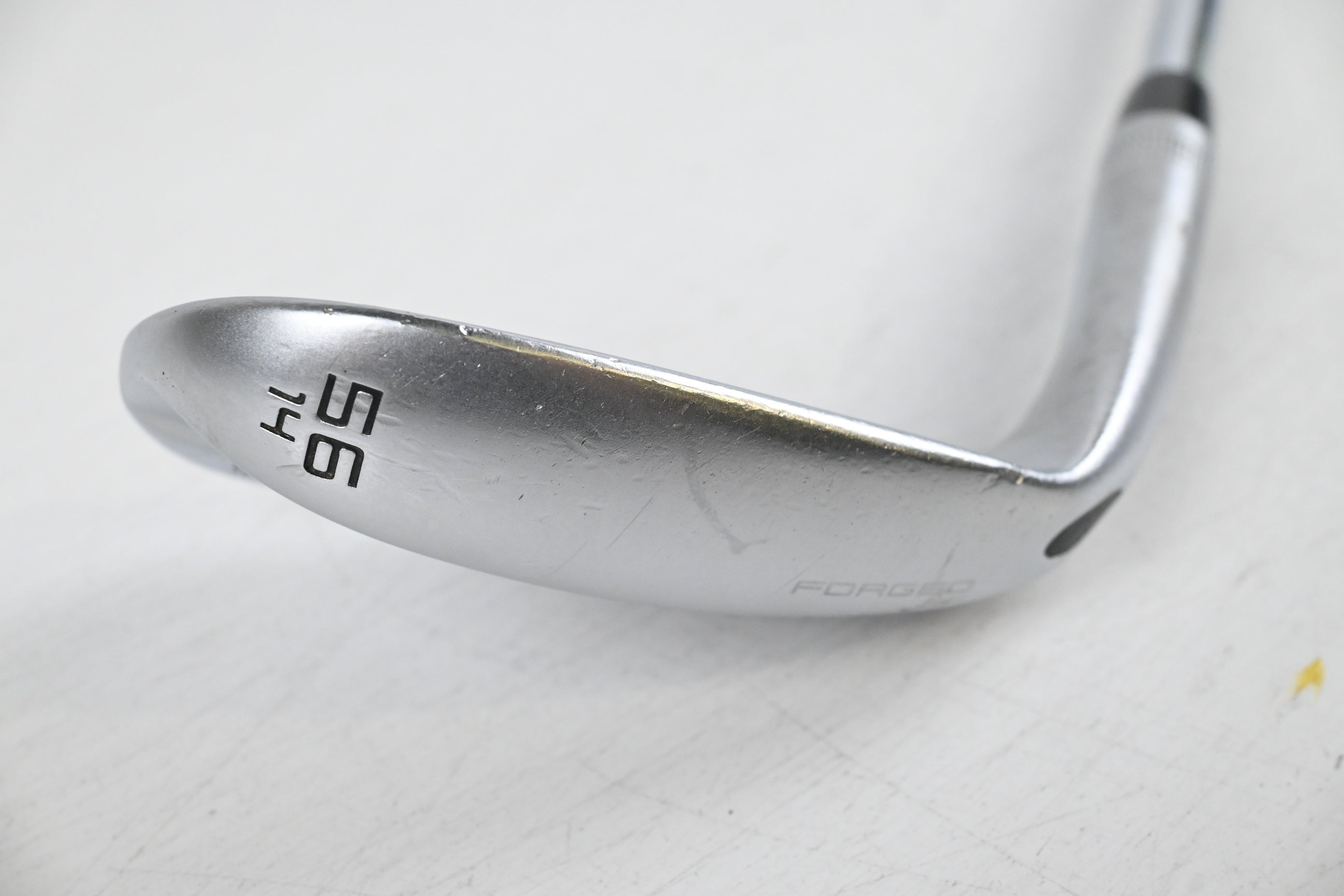 Wilson Staff Model Sand Wedge / 56 Degree / Wedge Flex Dynamic Gold AMT