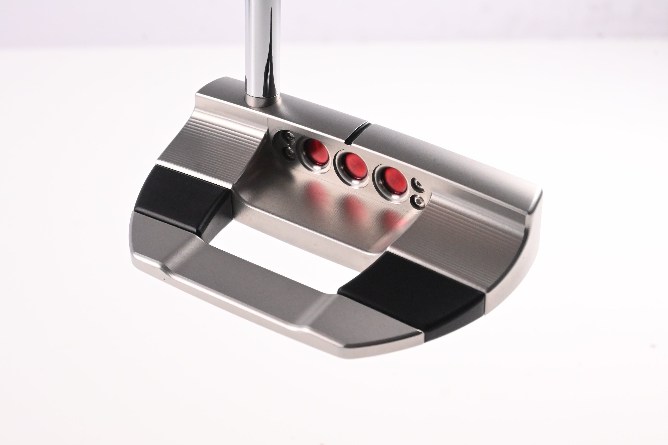 Scotty Cameron 2025 Studio Style Fastback Putter / 34 Inch