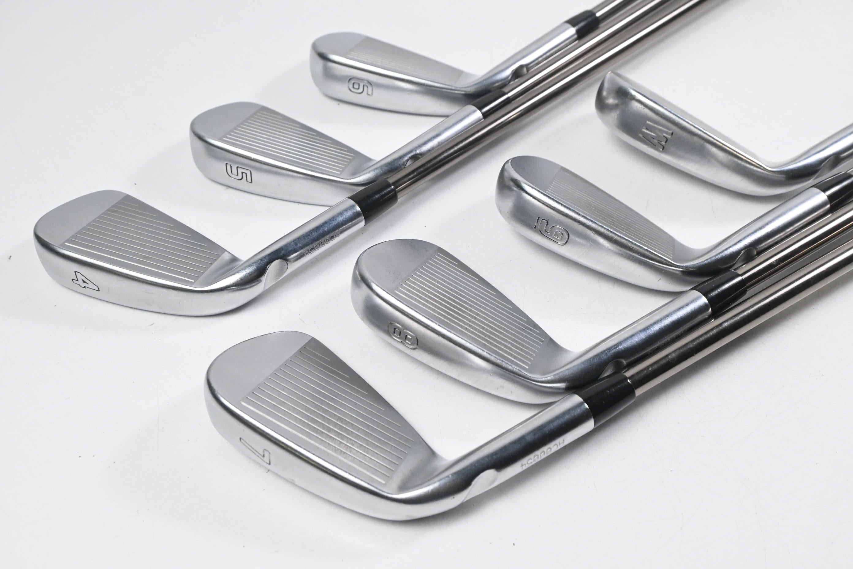 Ping i210 Irons / 4-PW / Blue Dot / Regular Flex UST Mamiya Recoil ES 780 Shafts