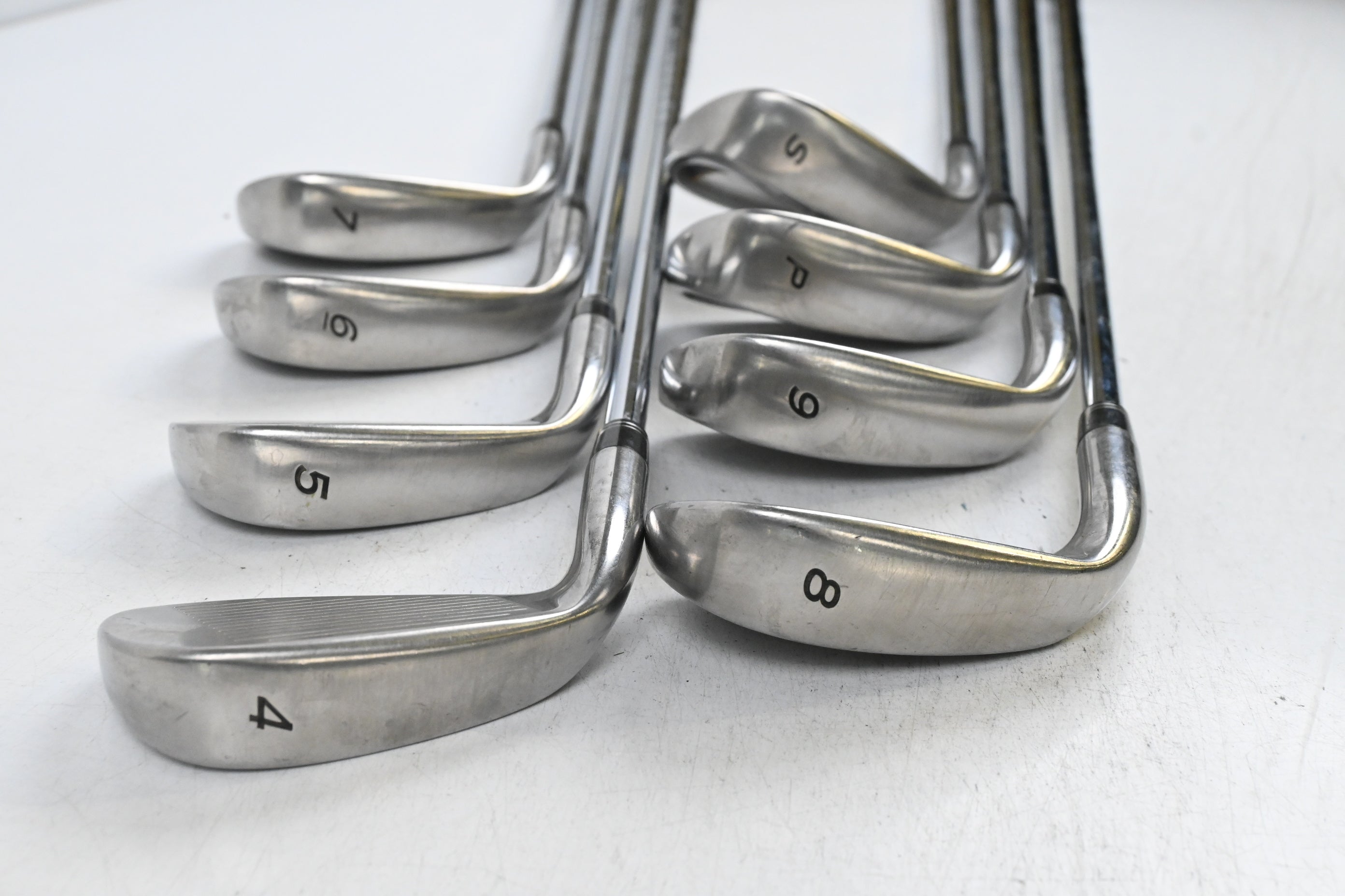 Taylormade R7 Draw Irons / 4-PW+SW / Regular Flex T-Step 90 Shafts