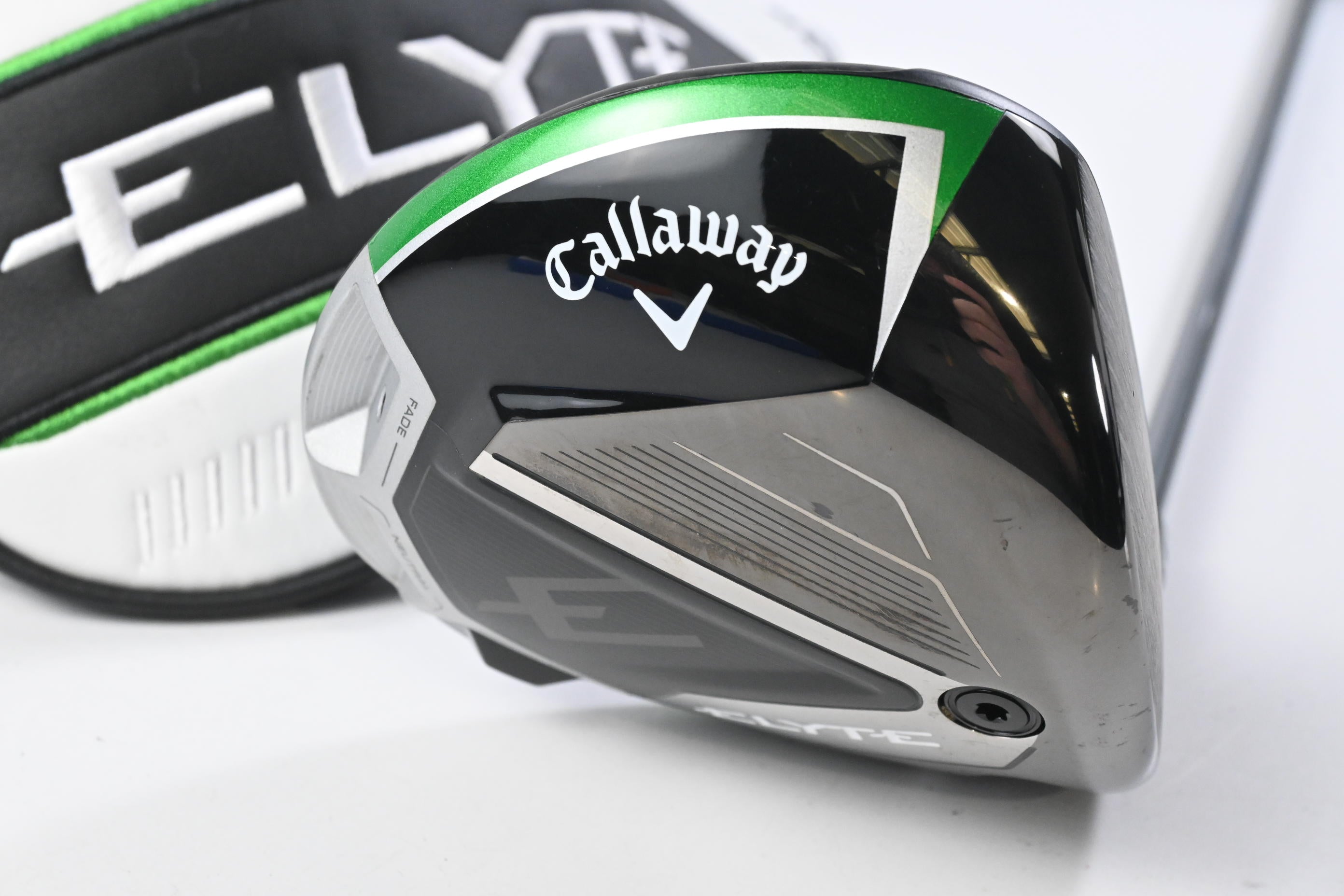 Callaway Elyte Driver / 10.5 Degree / Regular Flex Denali Charcoal 50 Shaft