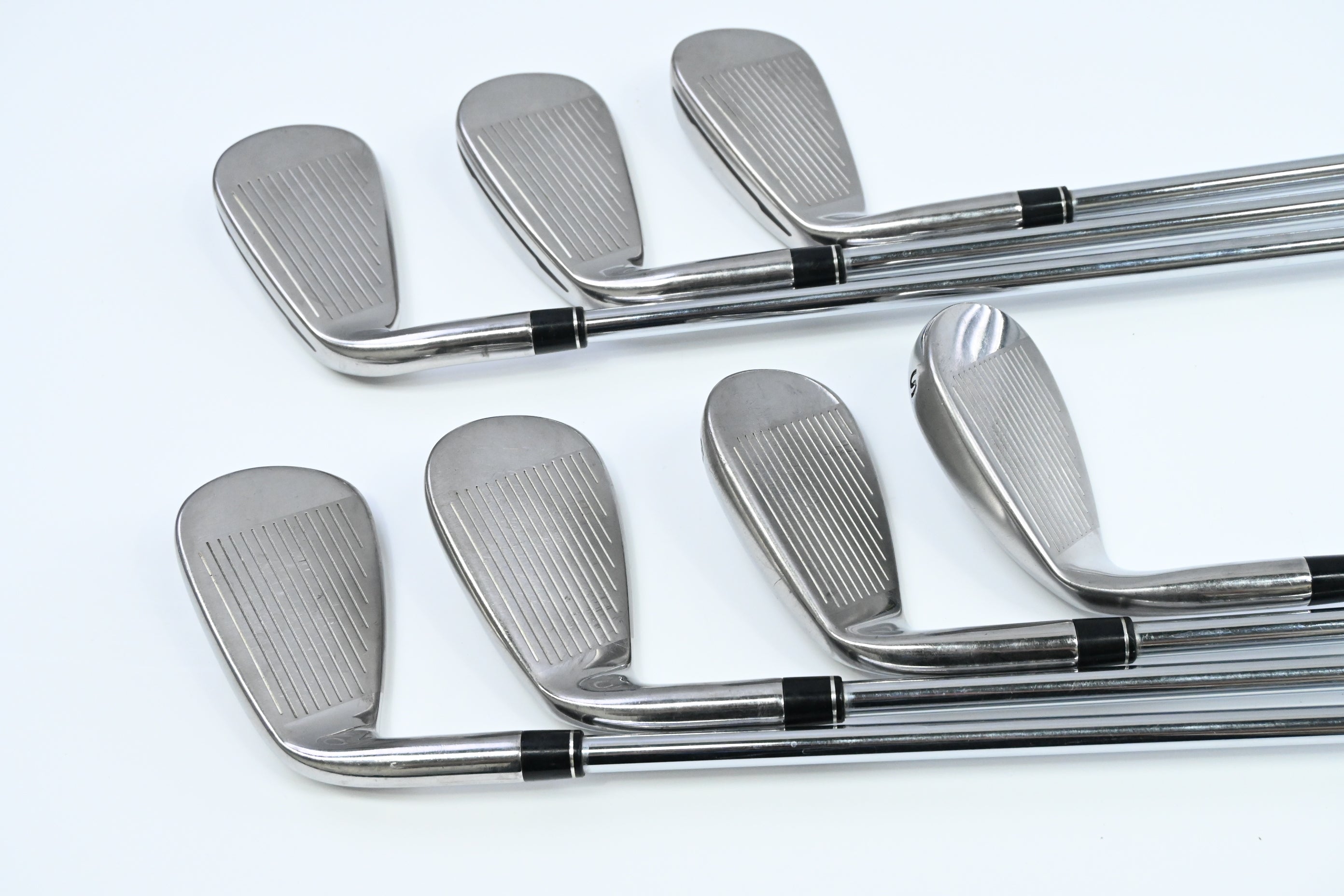Taylormade M2 2017 Irons / 5-PW+SW / Regular Flex Taylormade Reax 88 Shafts