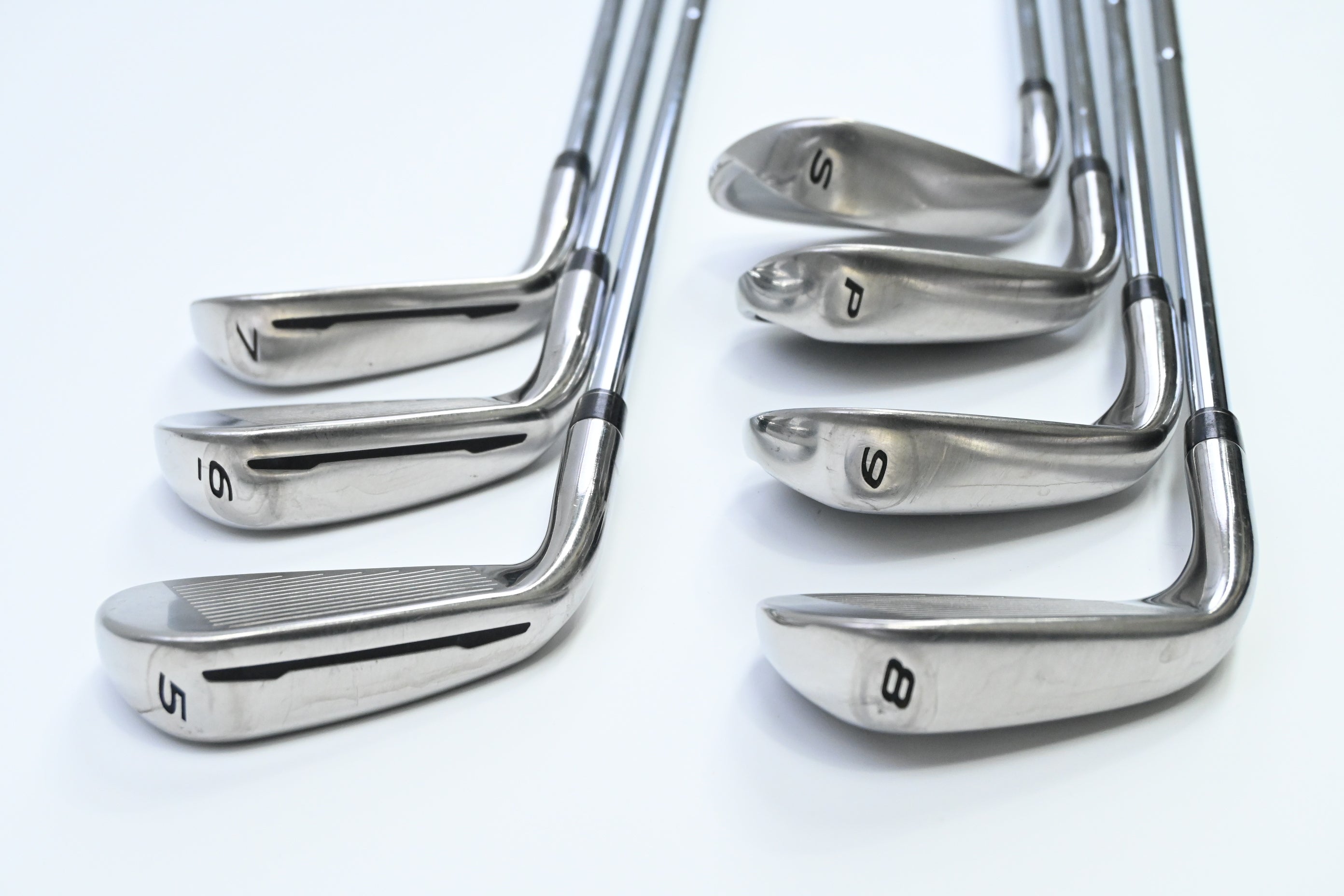 Taylormade M2 2017 Irons / 5-PW+SW / Regular Flex Taylormade Reax 88 Shafts