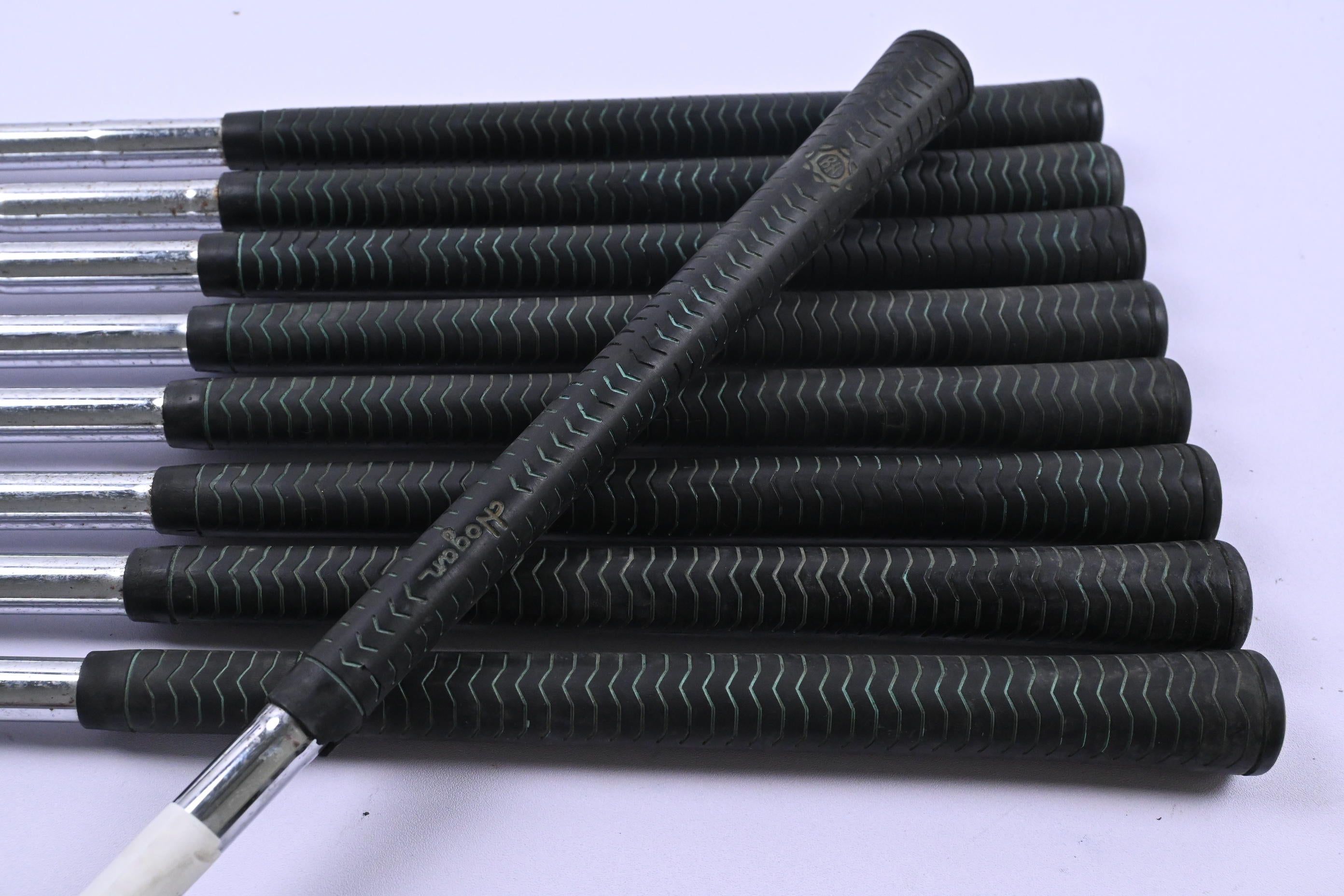 Ben Hogan Director Irons / 3-PW+SW / Regular Flex Ben Hogan Apex Shafts
