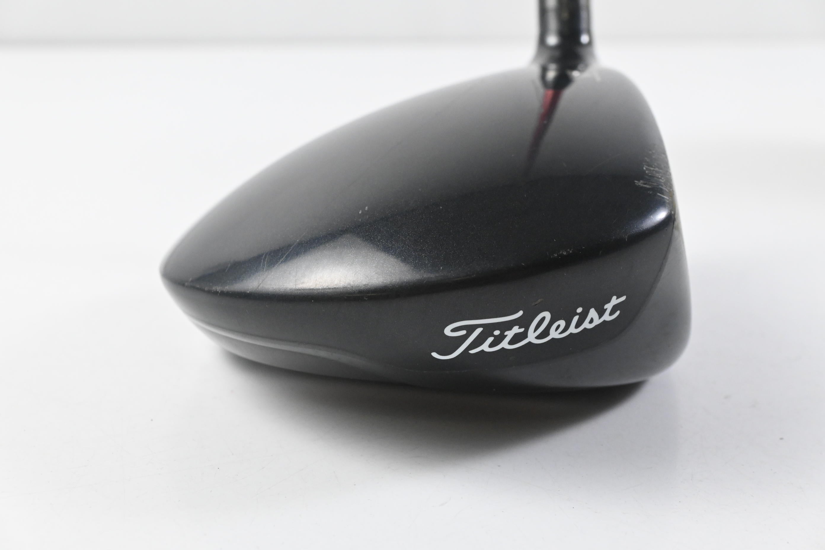 Titleist 913 D3 Driver / 9.5 Degree / Stiff Flex Fujikura Motore F1 75 Shaft