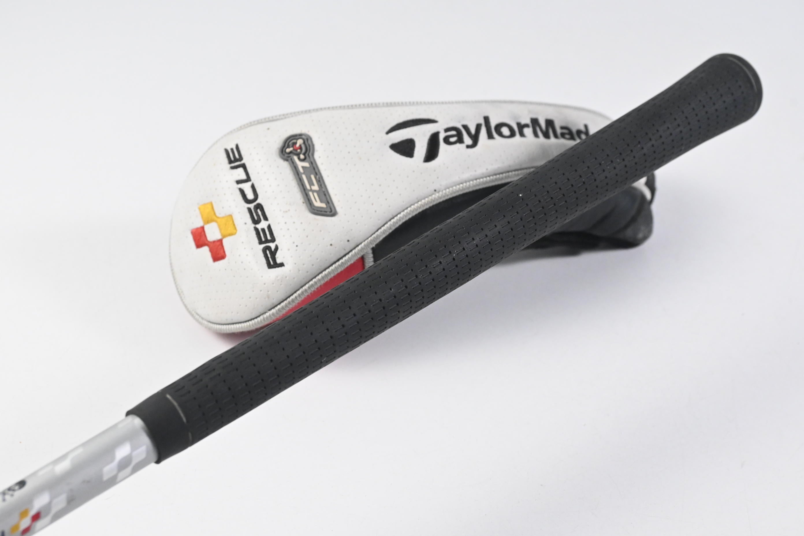 Taylormade Rescue 11 #3 Hybrid / 18 Degree / Regular Flex Aldila RIP 65 Shaft