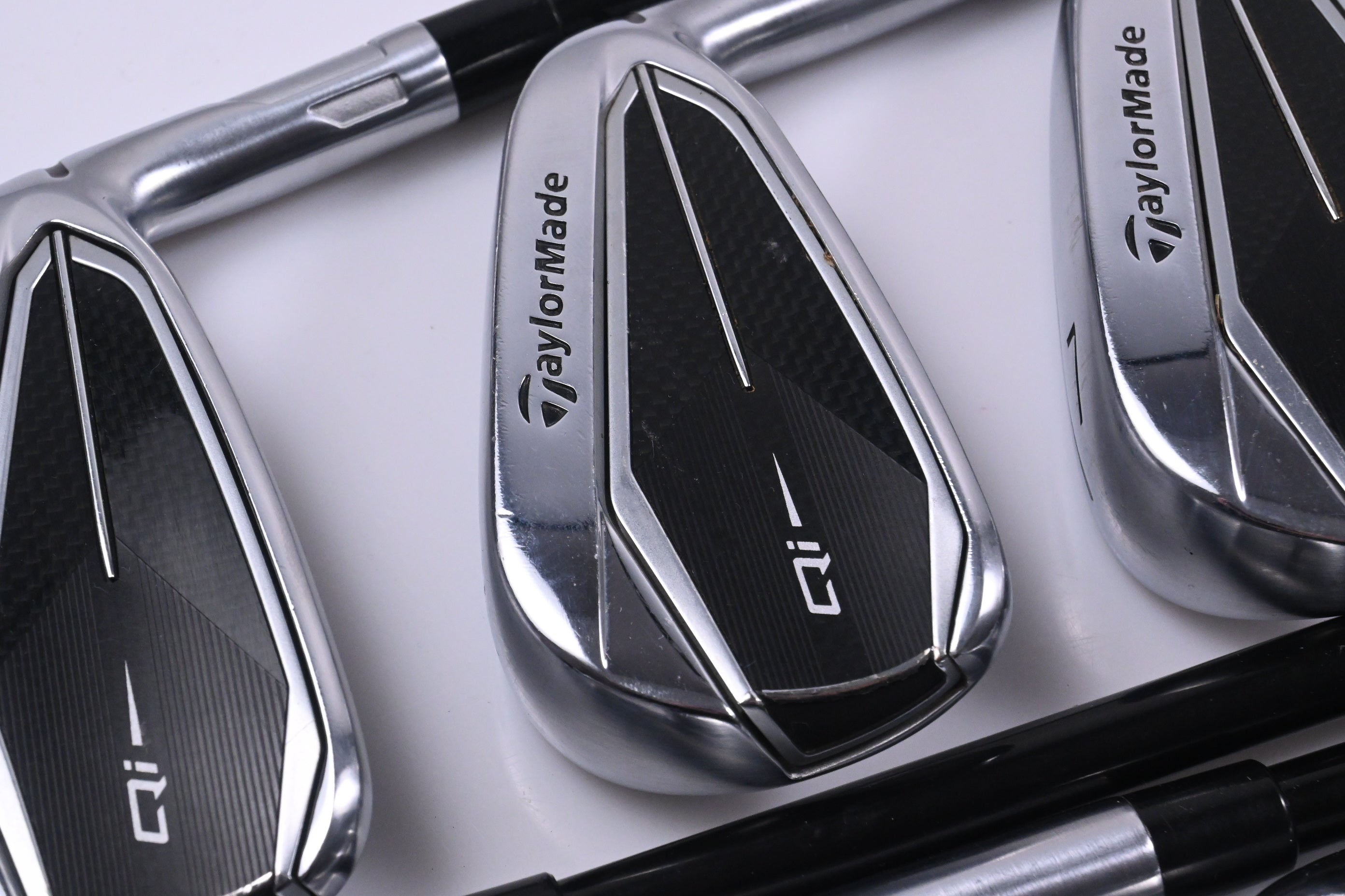Taylormade Qi Irons / 5-PW+AW / Regular Flex Fujikura Ventus TR Blue 6 Shafts