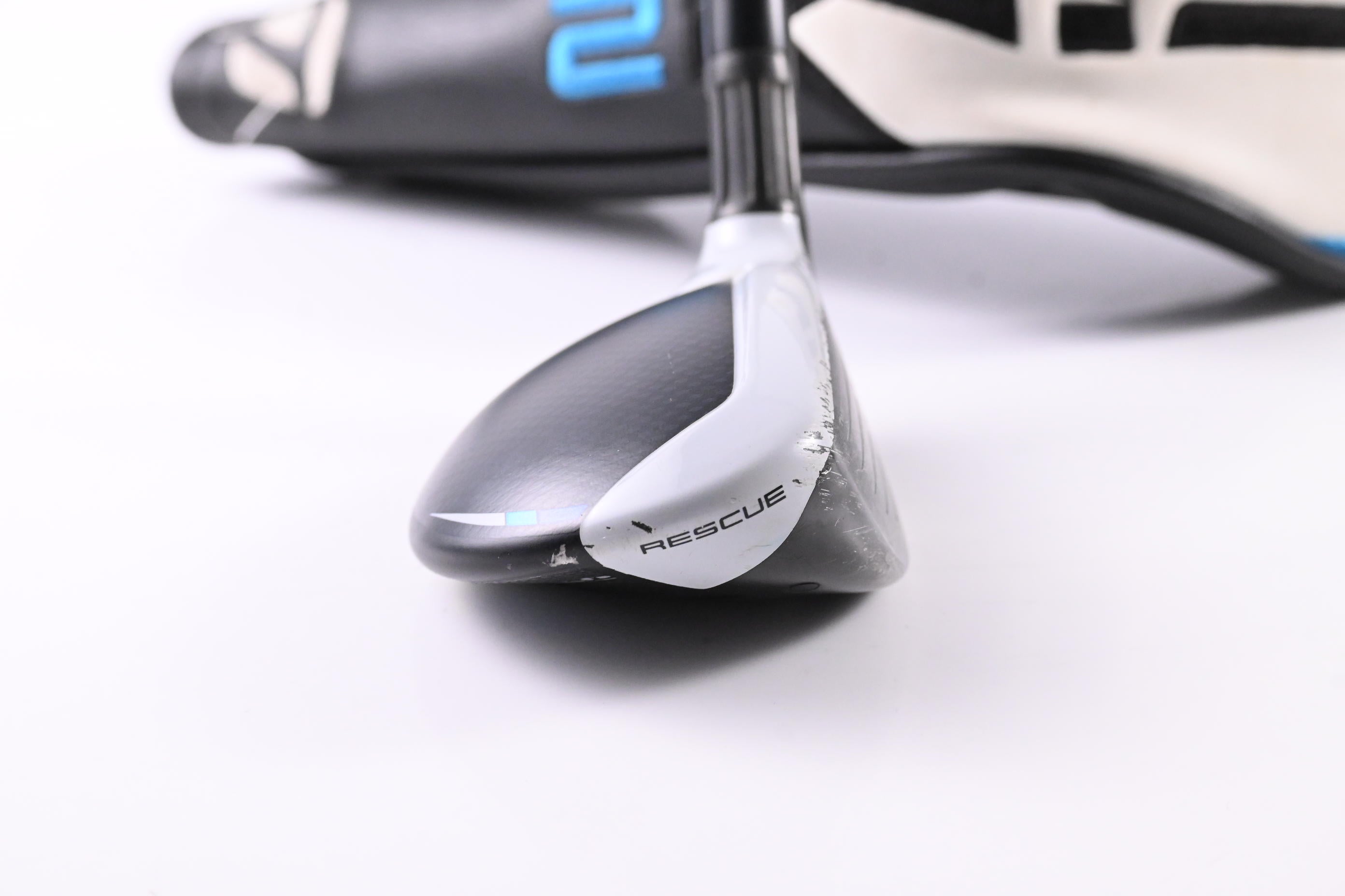 Taylormade SIM2 Max #3 Hybrid / 19 Degree / Regular Flex Ventus Blue 6 Shaft