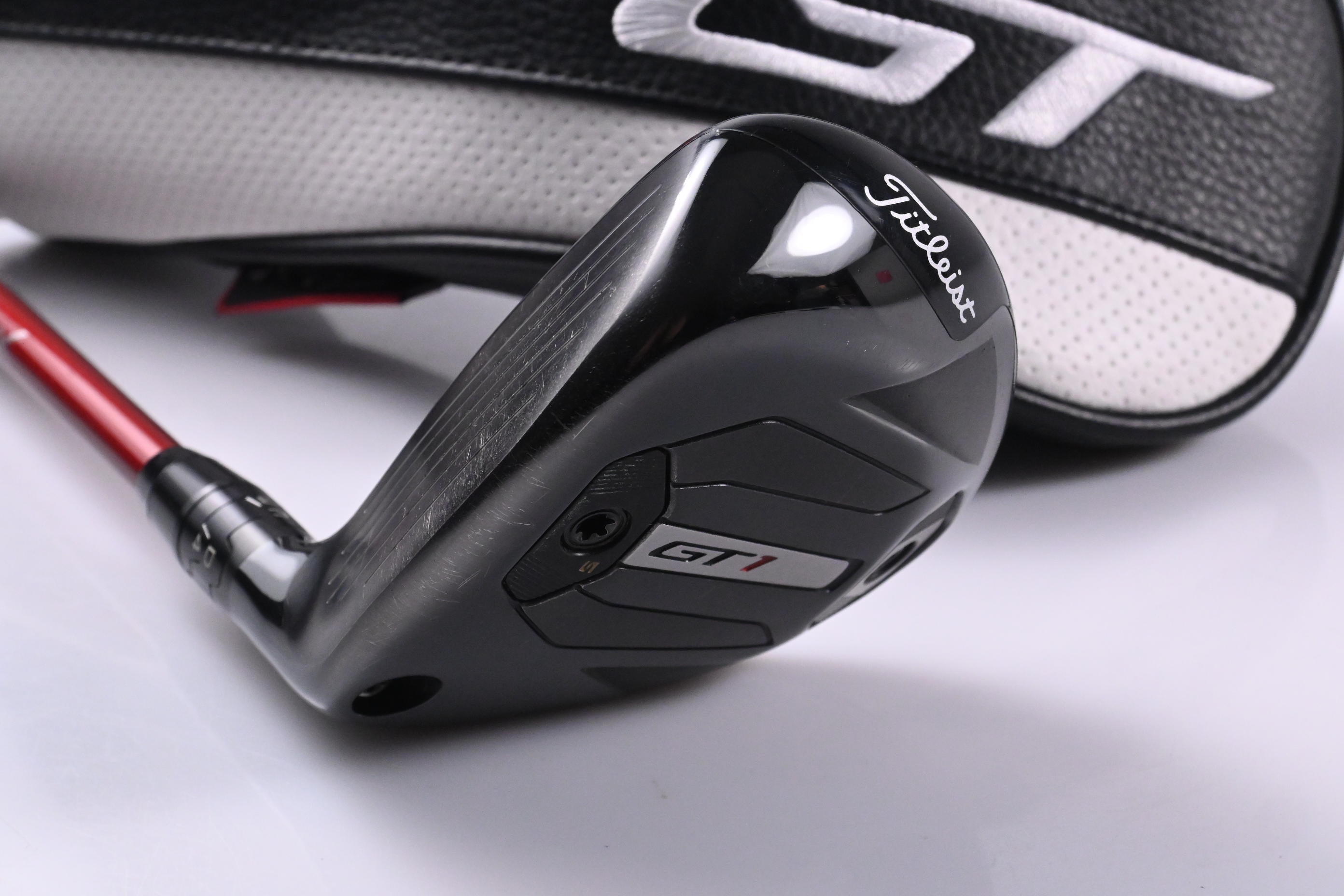 Left Hand Titleist GT1 #6 Hybrid / 26 Degree / Regular Flex Denali Red 60