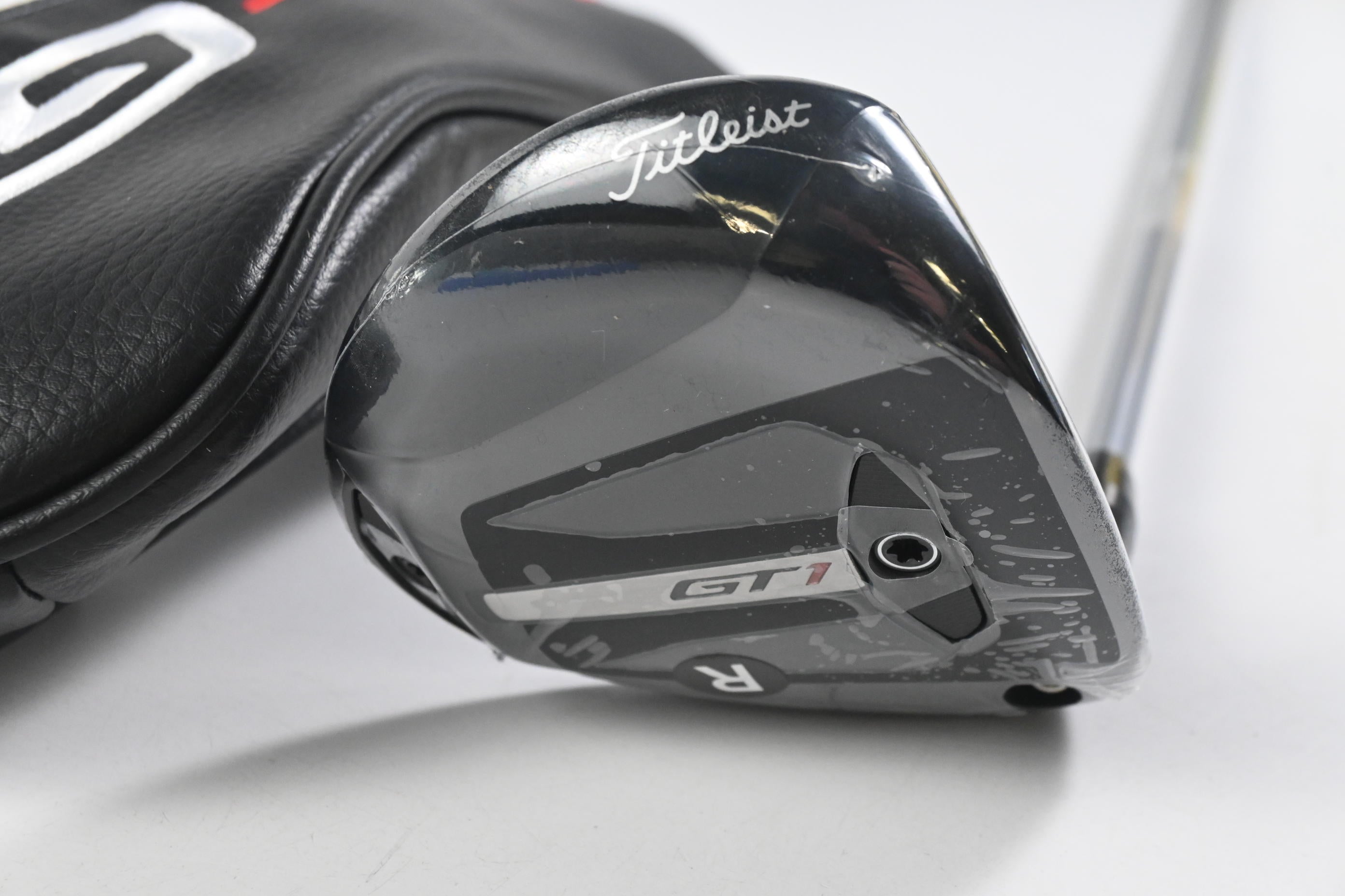 Titleist GT1 #5 Wood / 18 Degree / Regular Flex Fujikura Airspeeder 40 Shaft