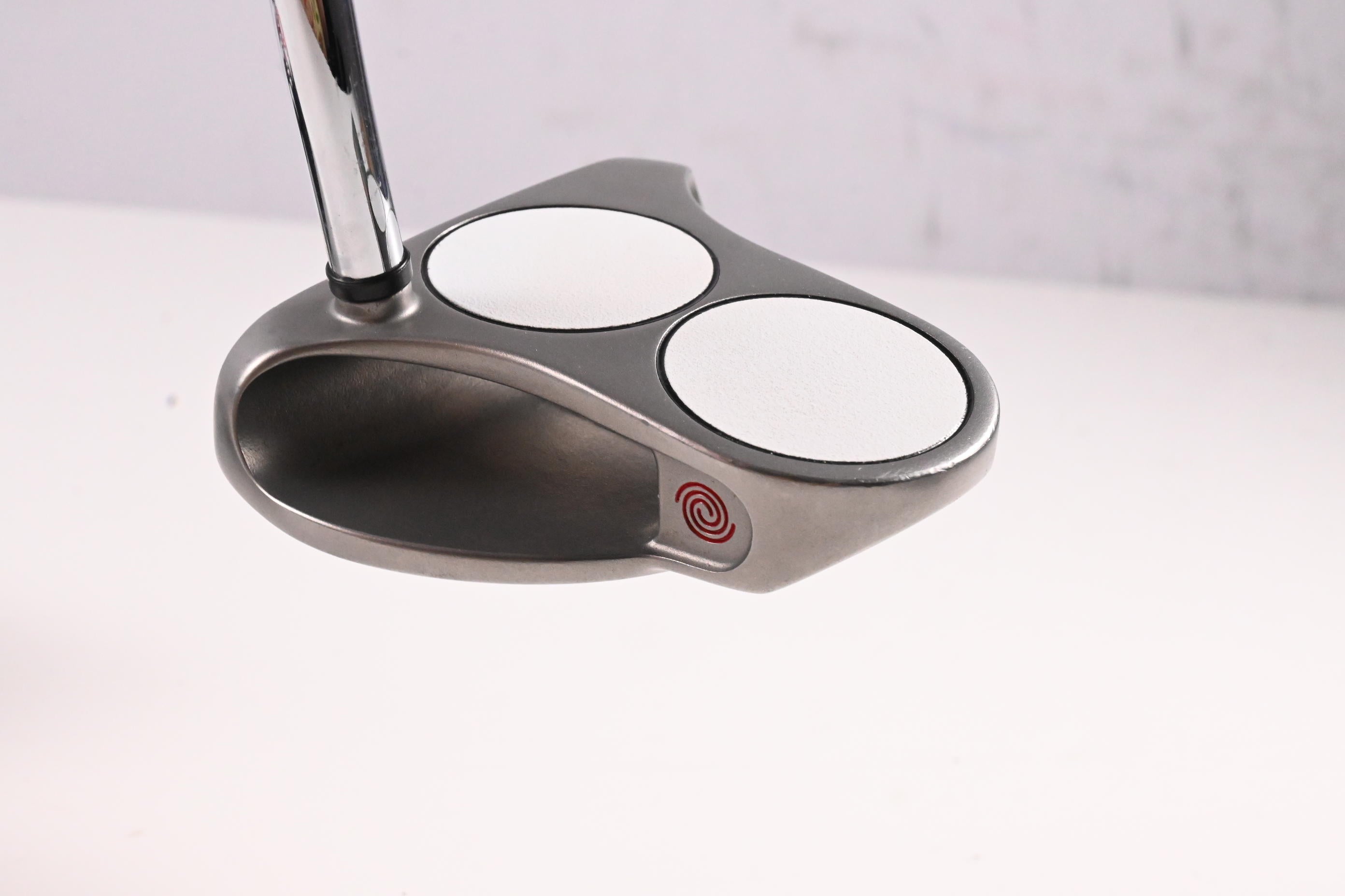 Odyssey White Hot 2-Ball Putter / 32.5 Inch