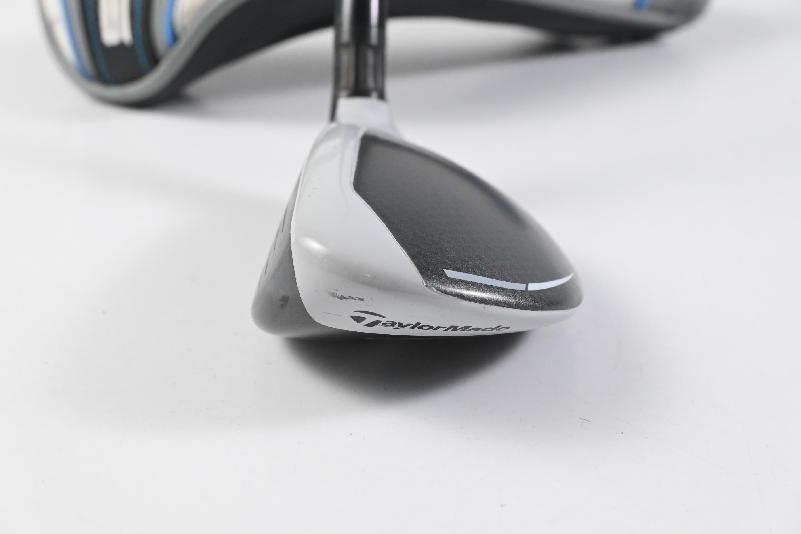 Left Hand Taylormade SIM Max #3 Hybrid / 19 Degree / Stiff Flex Ventus Blue 7