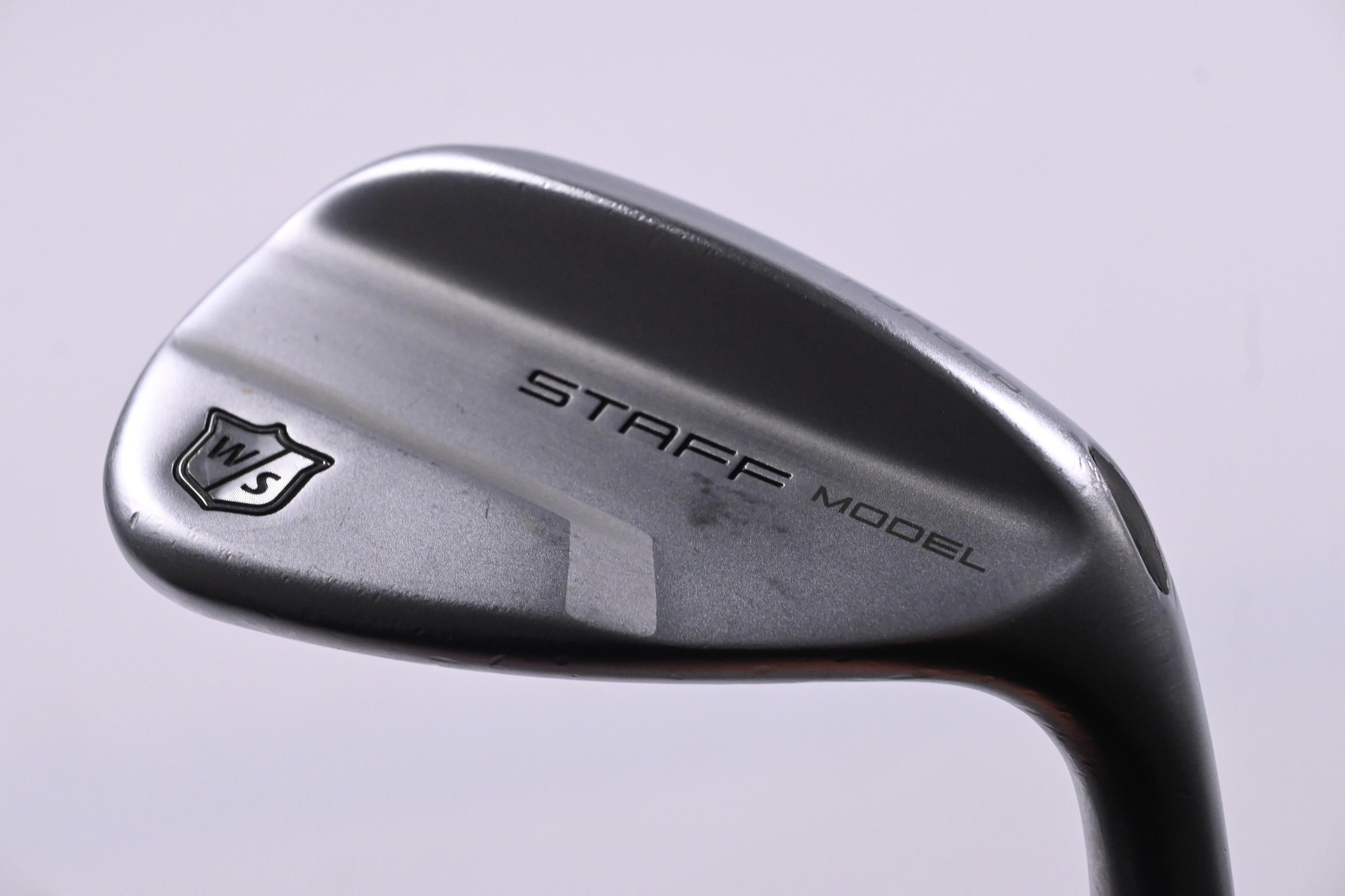 Wilson Staff Model Sand Wedge / 56 Degree / Wedge Flex Dynamic Gold Shaft