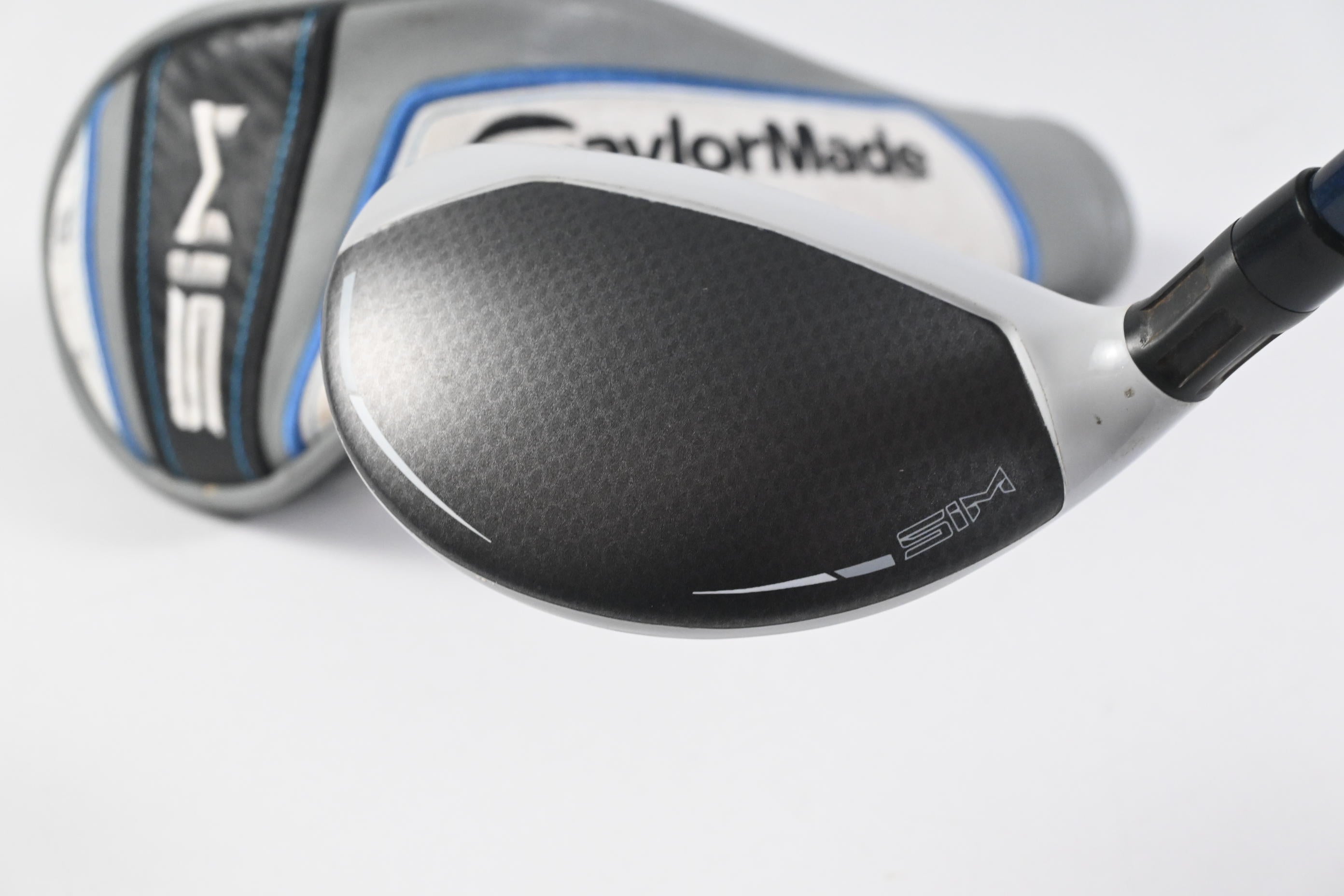 Left Hand Taylormade SIM Max #3 Hybrid / 19 Degree / Stiff Flex Ventus Blue 7