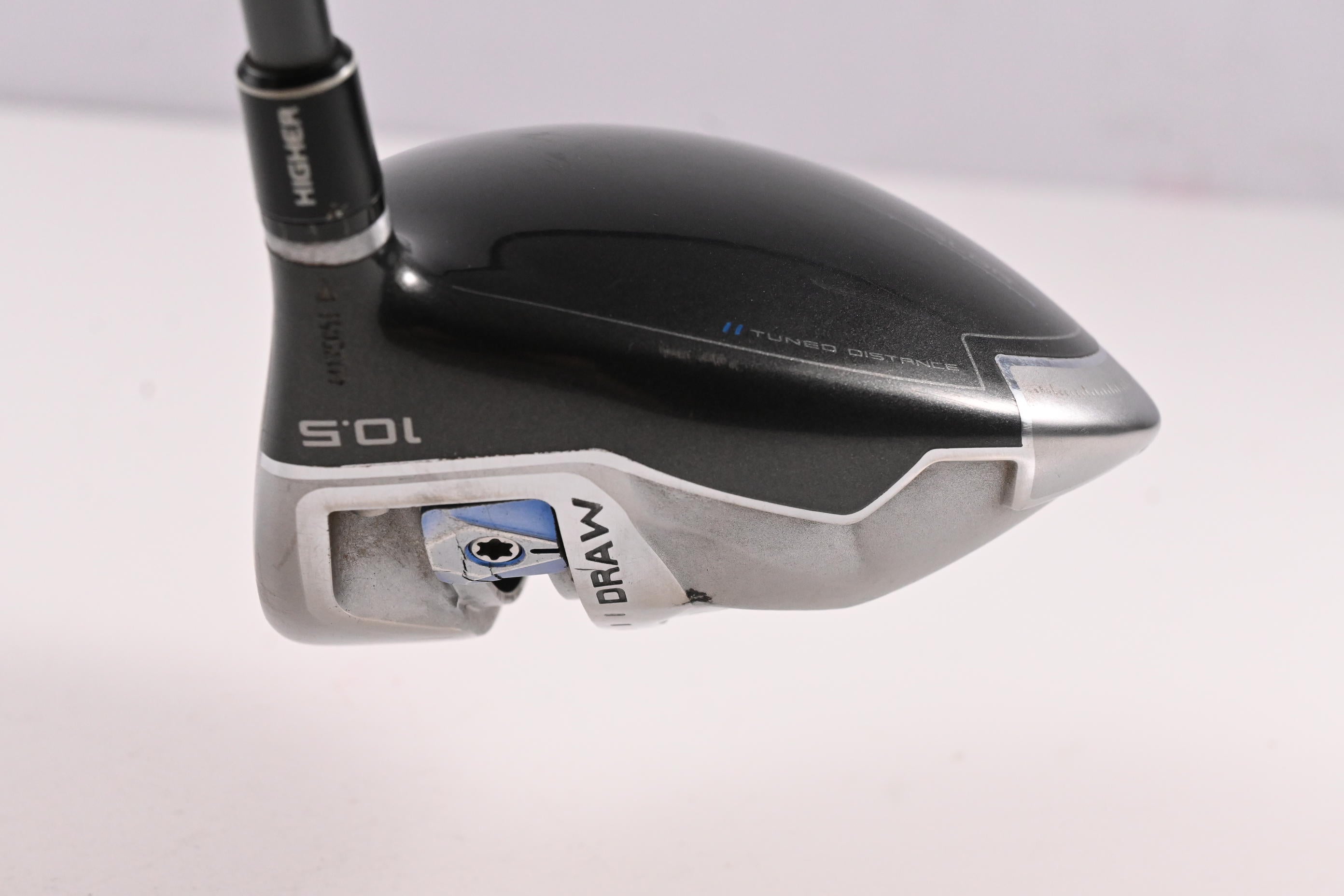 Taylormade SLDR Driver / 10.5 Degree / Regular Flex Fujikura Speeder 57 Shaft