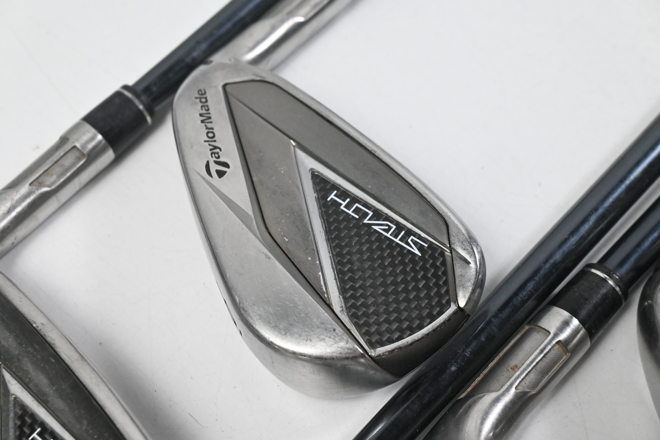 Taylormade Stealth Irons / 5-9i / Regular Flex UST Mamiya Recoil Dart 90 Shafts