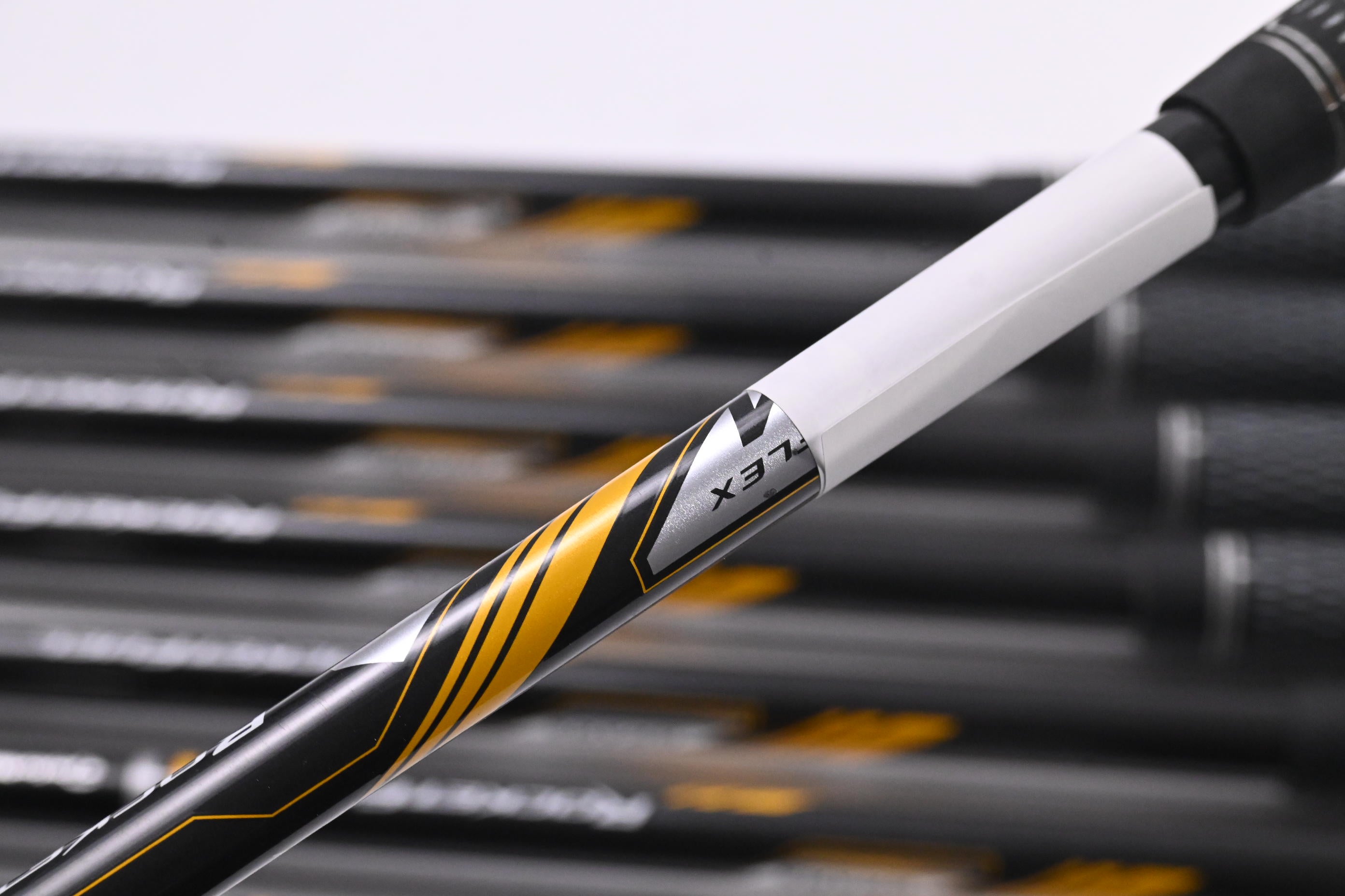 Taylormade Rocketbladez Irons / 4-PW+SW / Senior Flex Rocketfuel 65 Shafts