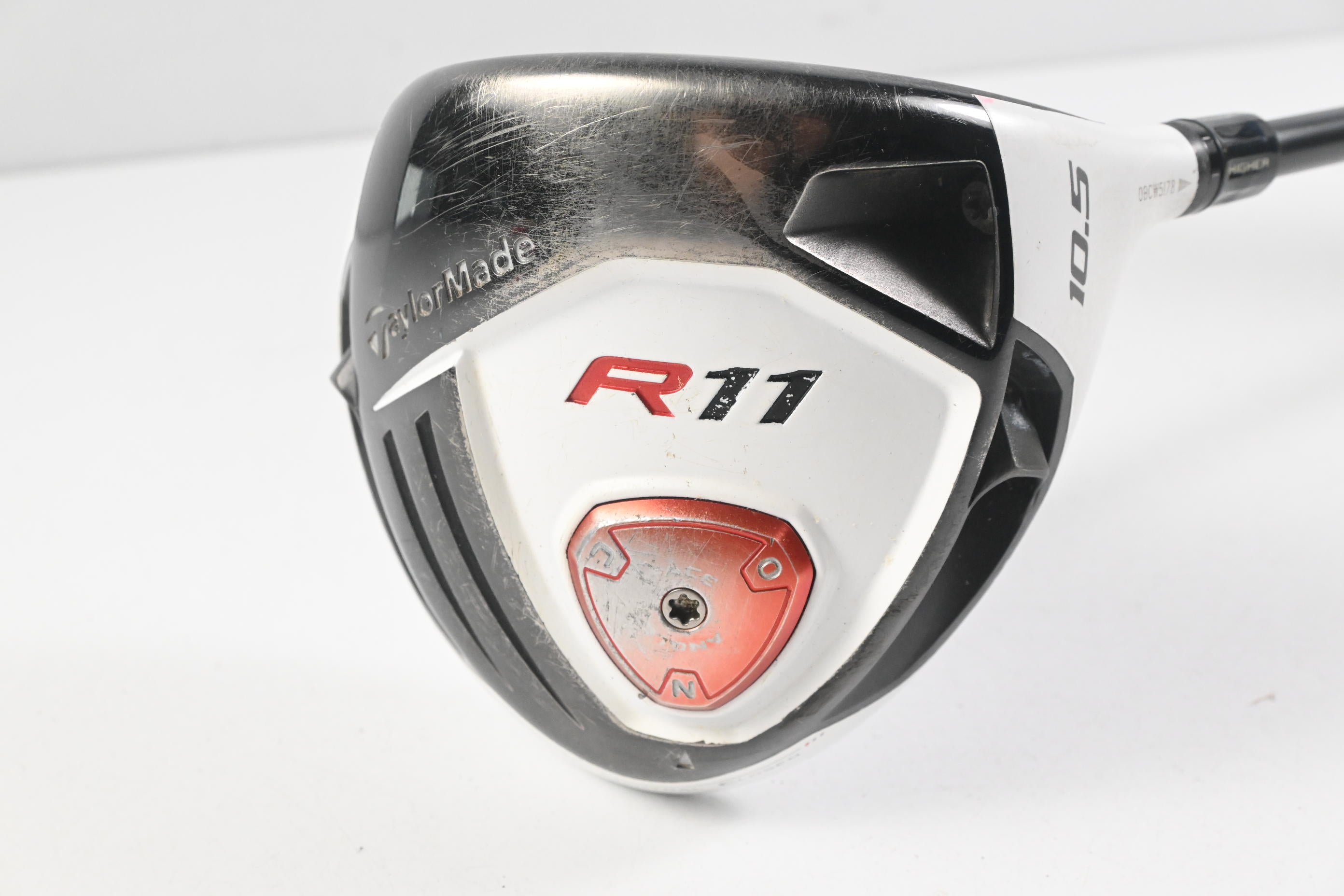 Taylormade R11 Driver / 10.5 Degree / Regular Flex R11 Blur 60 Shaft