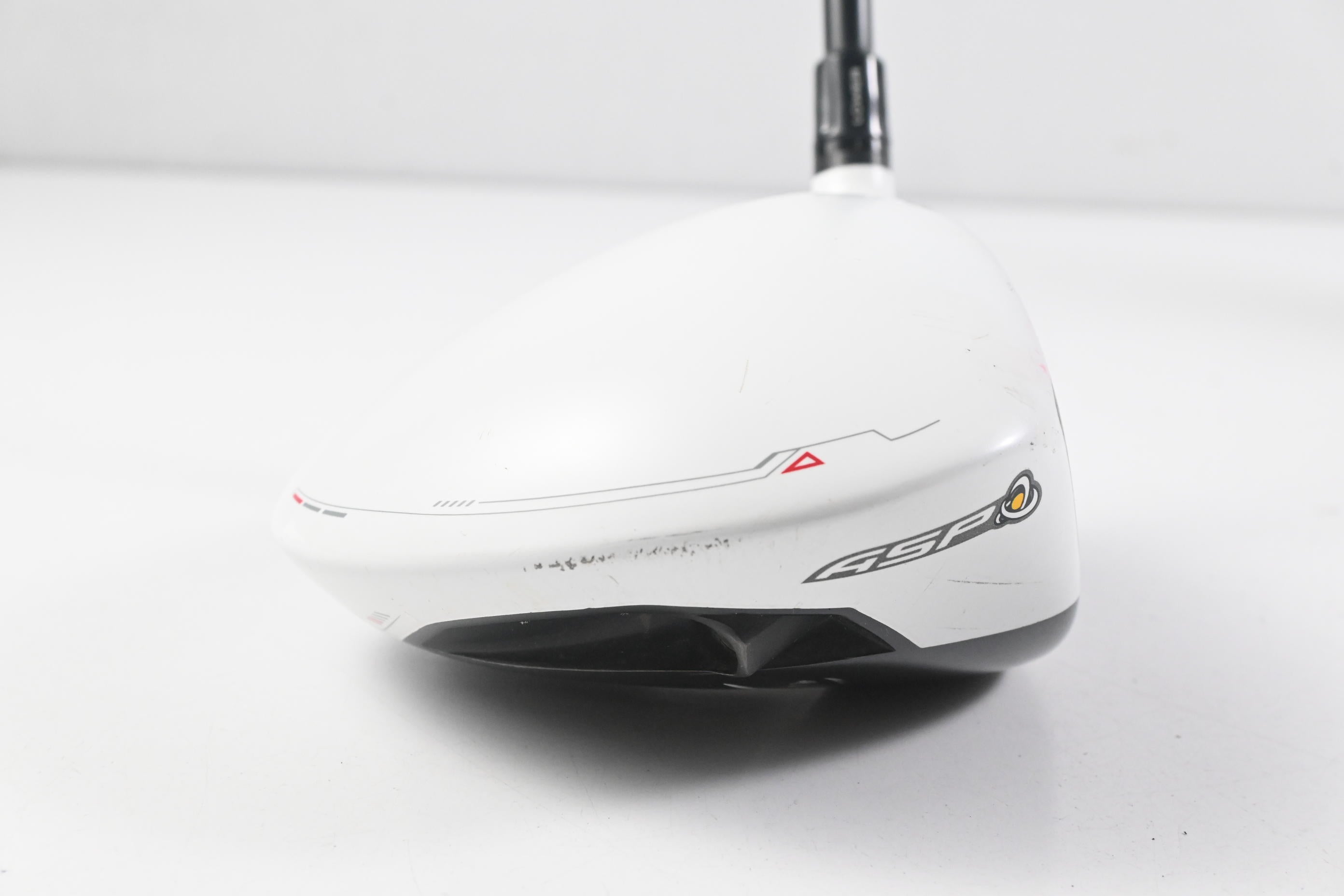 Taylormade R11 Driver / 10.5 Degree / Regular Flex R11 Blur 60 Shaft