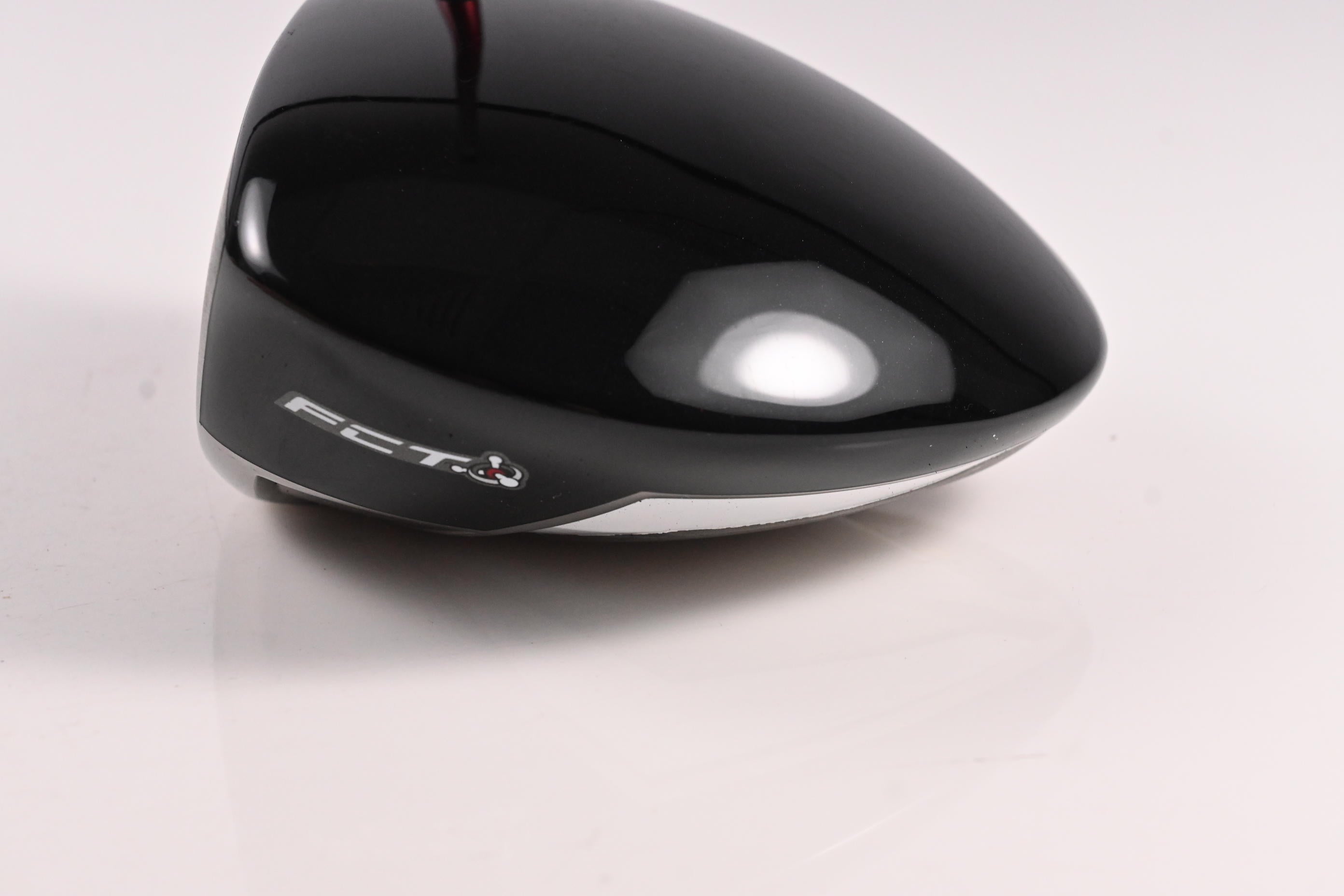 Left Hand Taylormade R9 460 Driver / 10.5 Degree / Regular Flex Aldila Reax 60