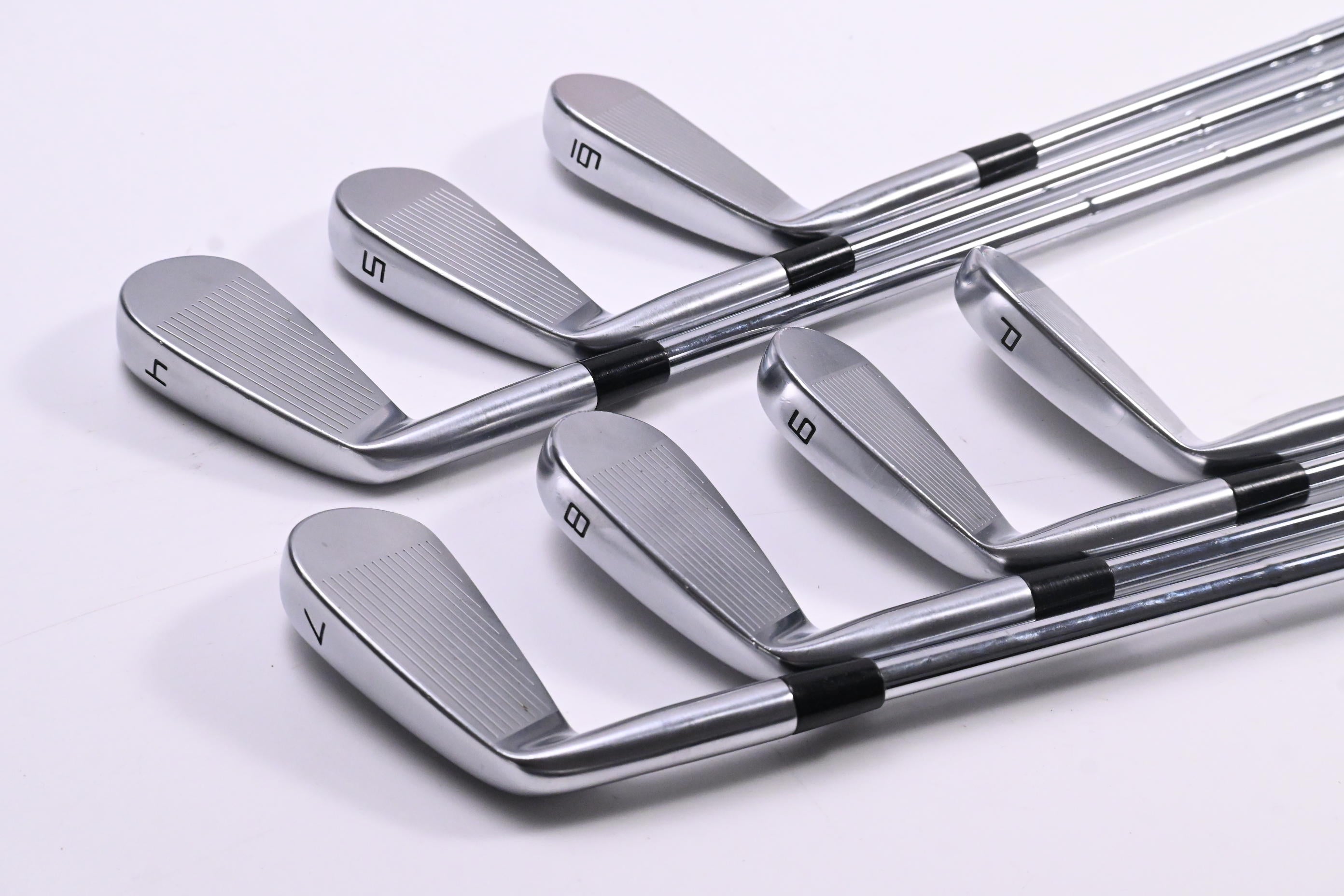Taylormade P.7CB Irons / 4-PW / X-Flex Dynamic Gold Mid 115 X100 Shafts
