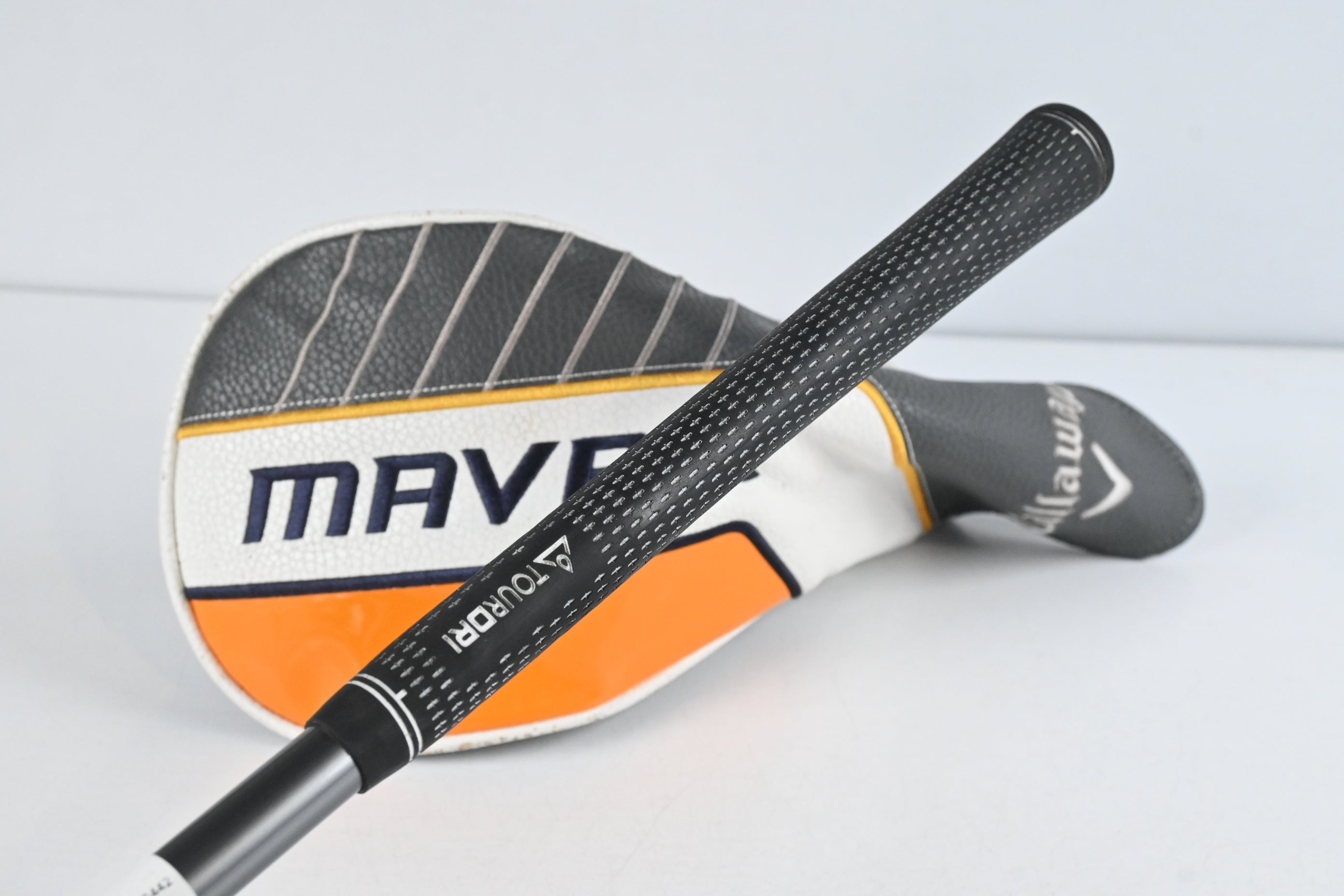 Callaway Mavrik Driver / 10.5 Degree / Regular Flex HZRDUS T800 Orange 55 Shaft