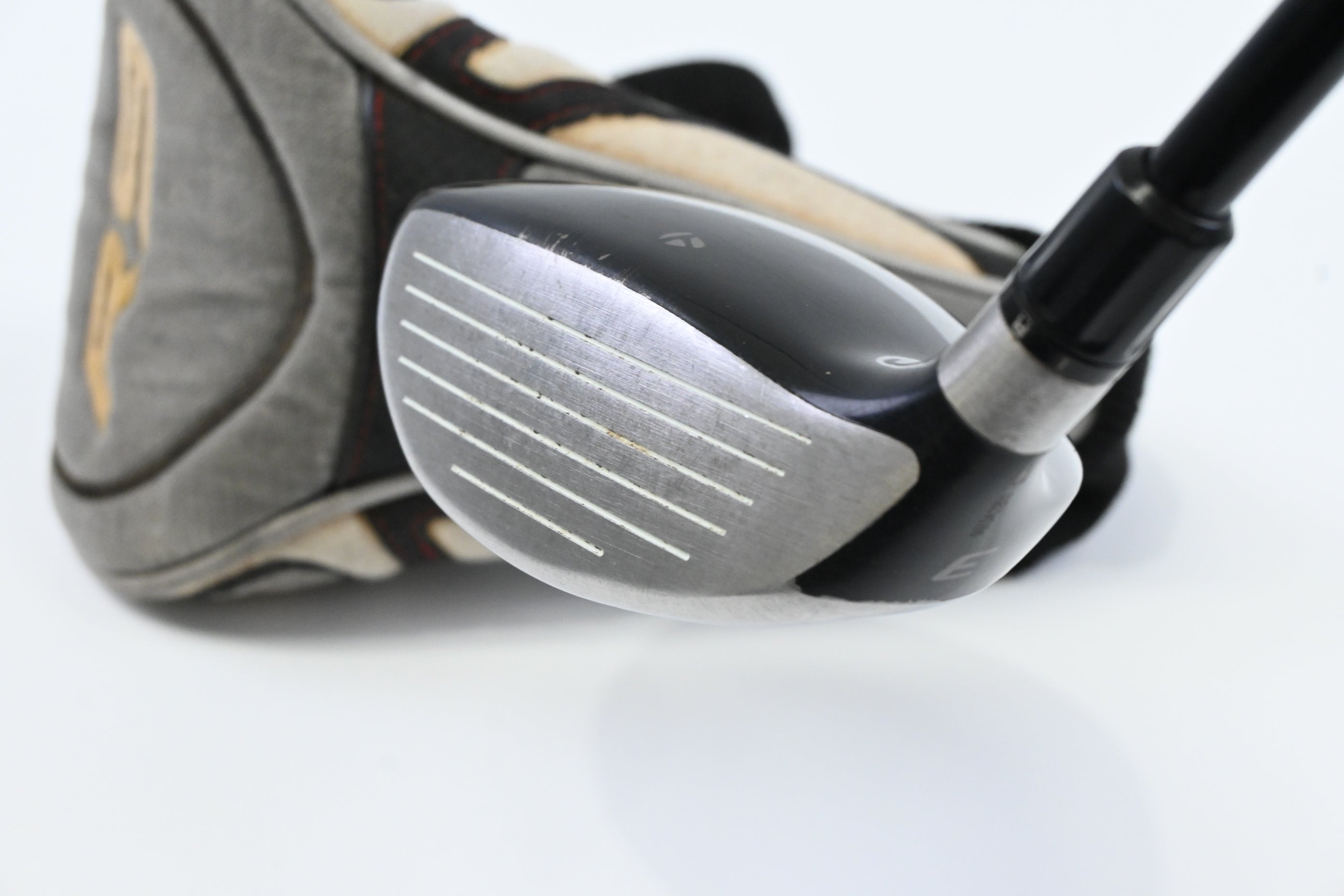 Taylormade R9 #3 Wood / 15 Degree / Stiff Flex Tour AD Pershing 55 Shaft