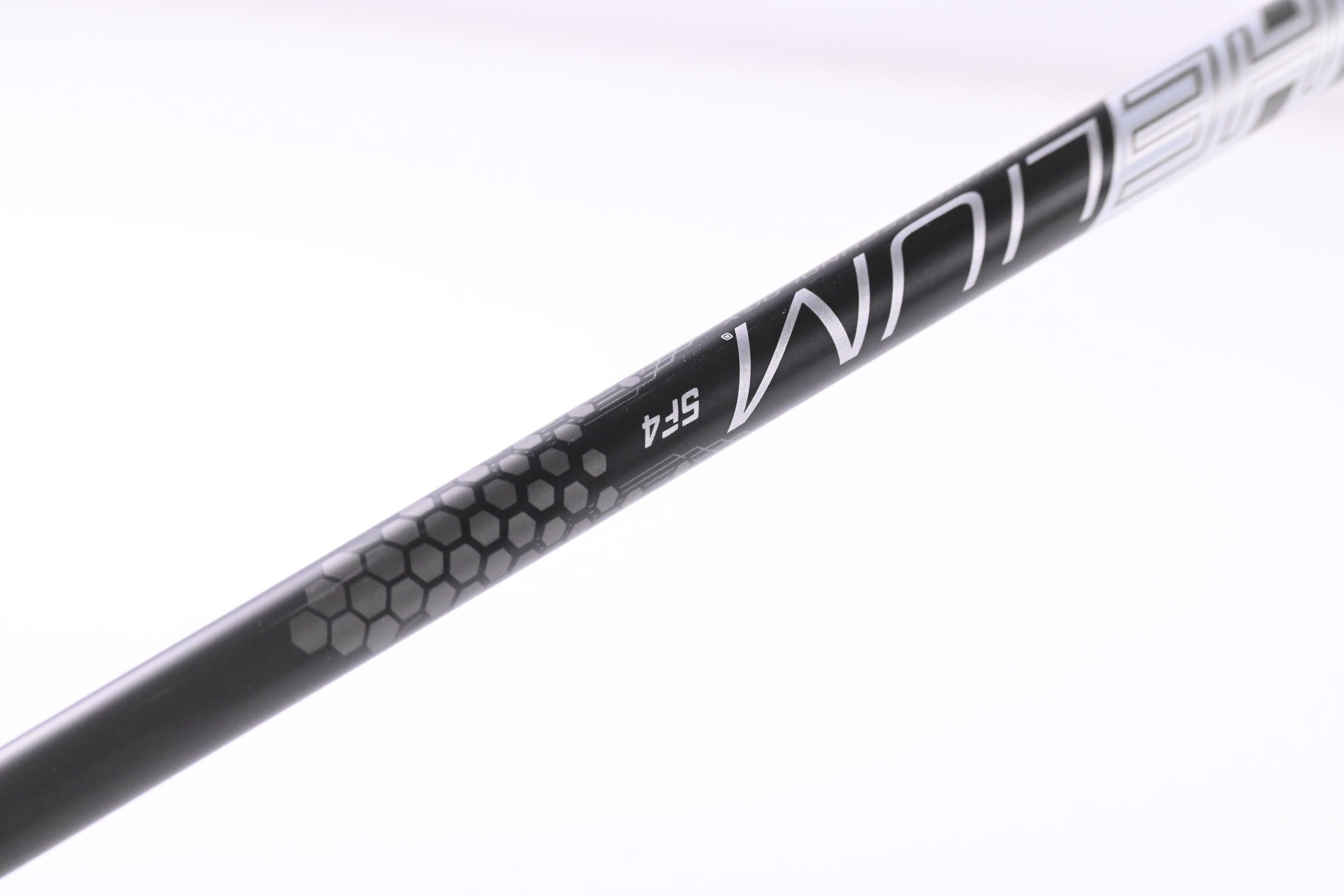 Wilson DYNAPWR Max 2025 Driver / 10.5 Degree / Stiff Flex UST Helium Nanocore 5