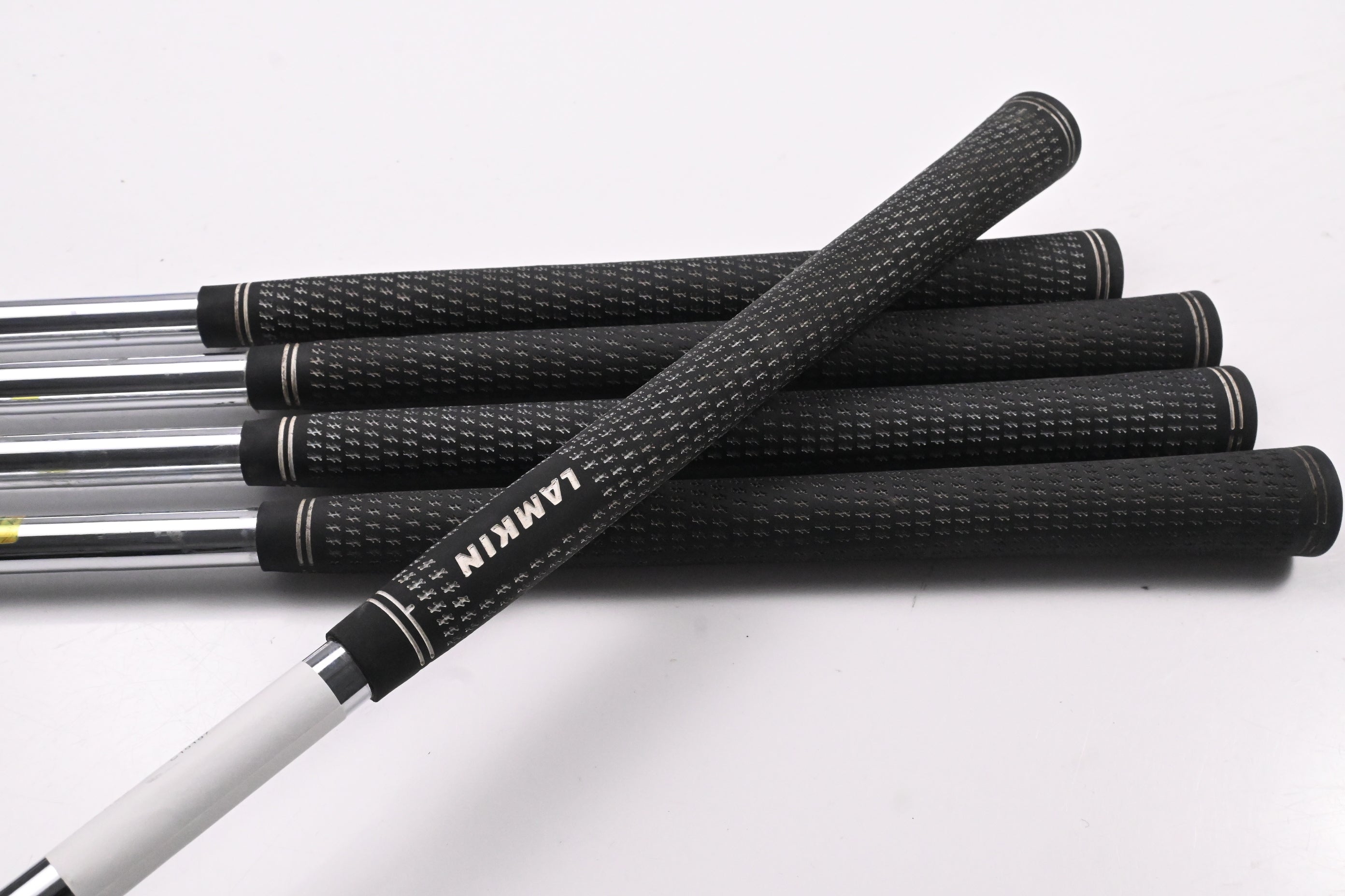 XXIO Eleven Irons / 6-PW / Regular Flex NS Pro 850GH Shafts