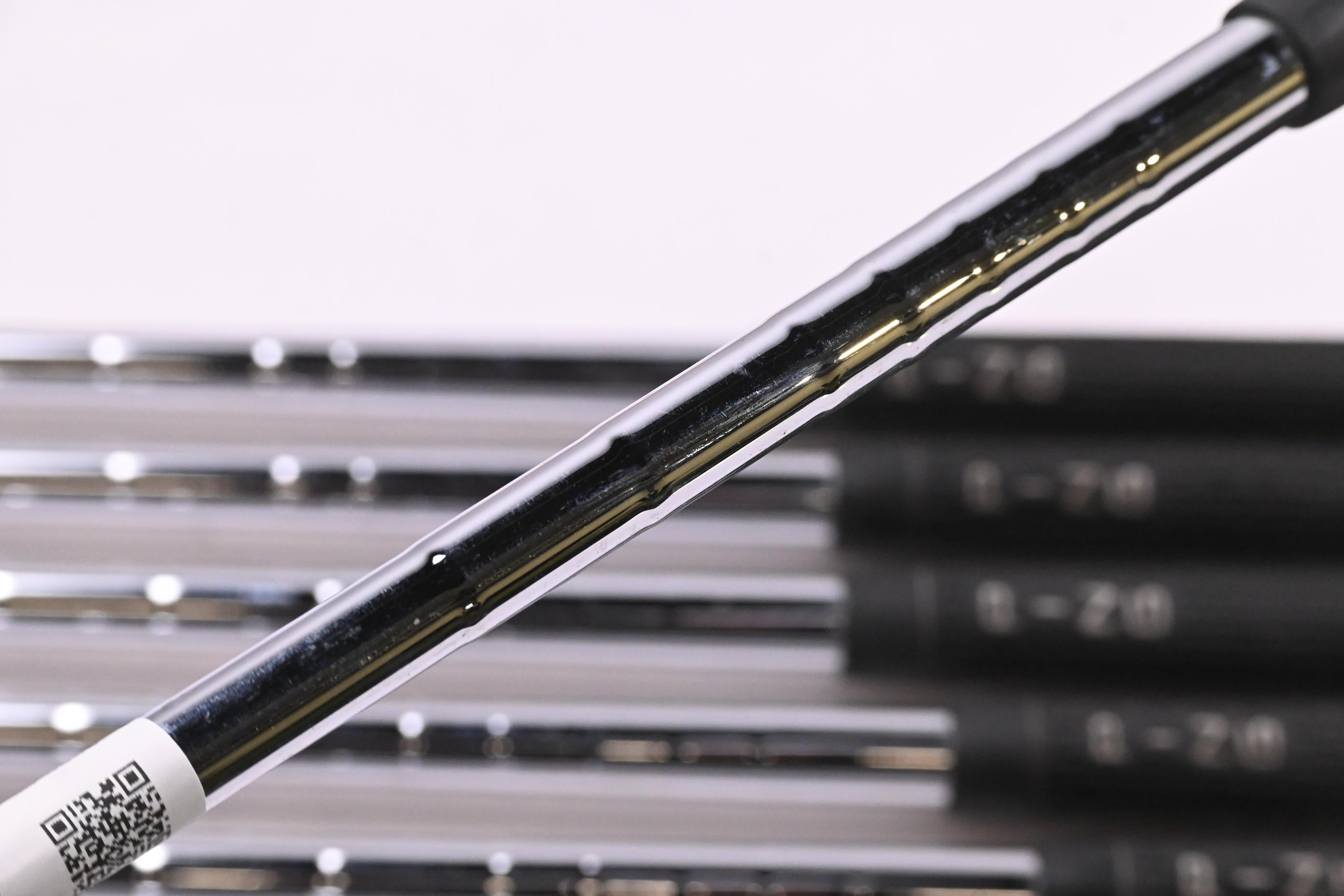 Ping G15 Irons / 5-PW+SW / Green Dot / Regular Flex Ping AWT Shafts