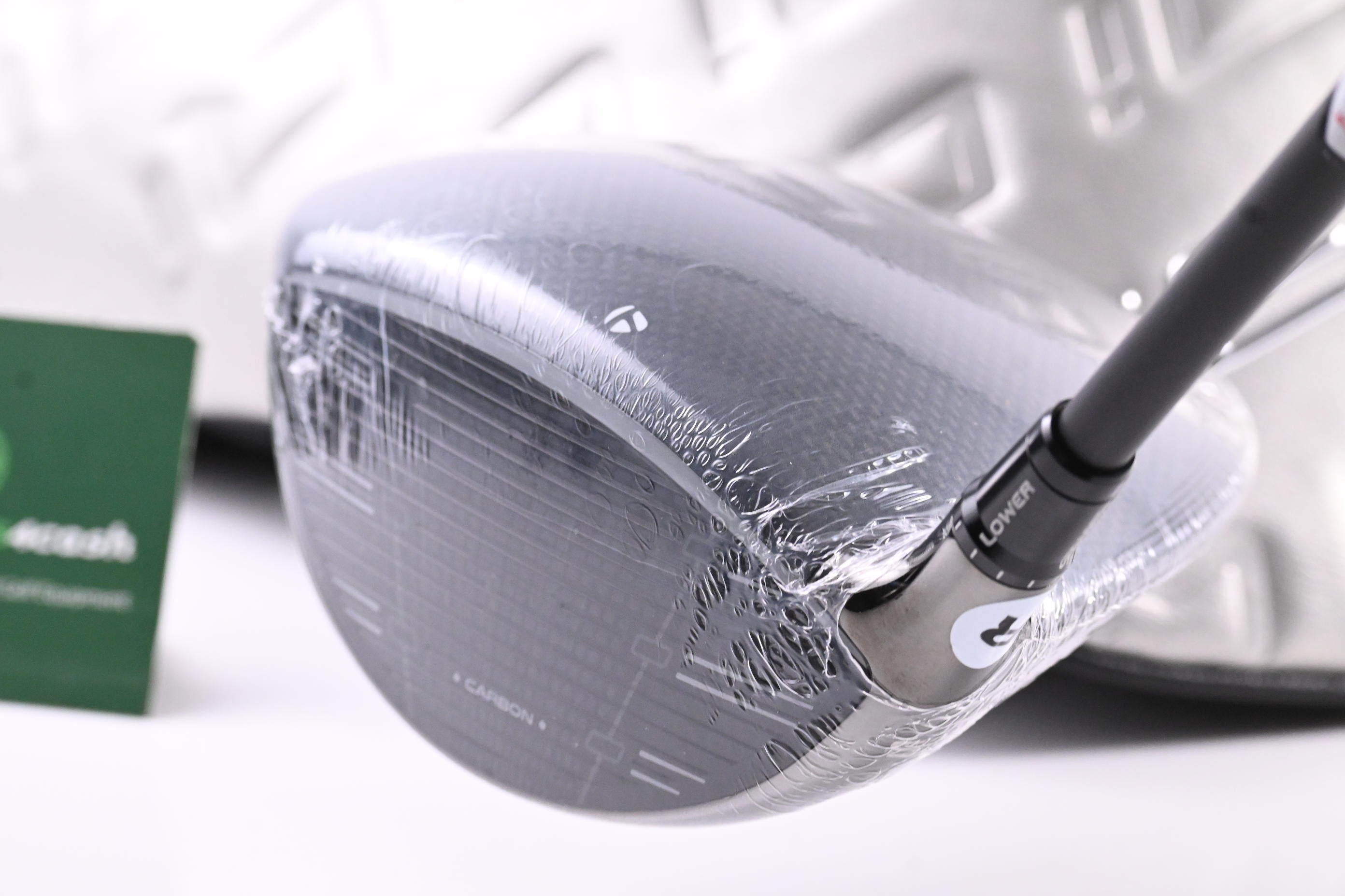 Taylormade Qi35 Driver / 10.5 Degree / Regular Flex Fujikura Ventus Blue 5 Shaft