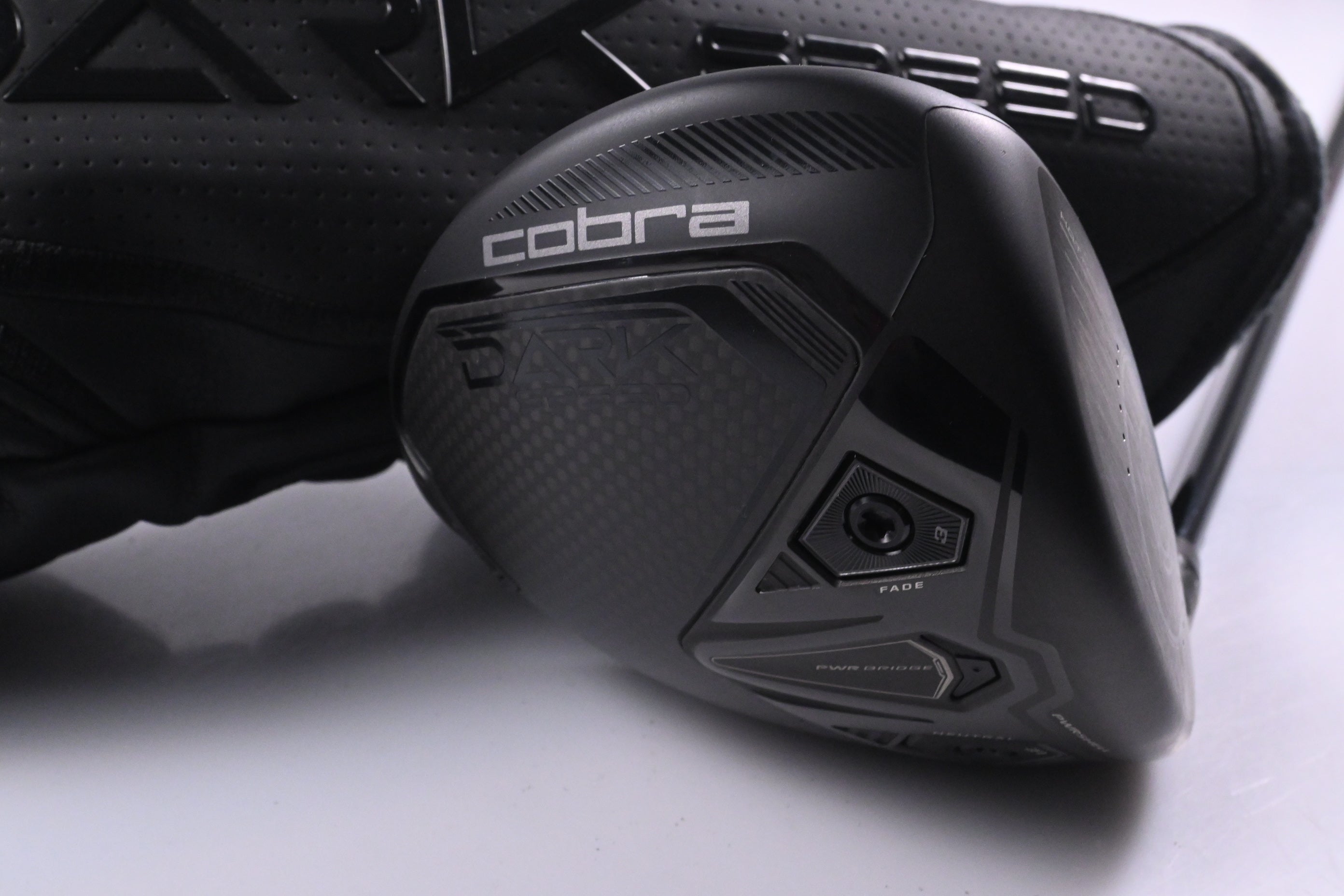 Cobra Darkspeed LS Driver / 9 Degree / Stiff Flex UST Lin-Q M40X White 6 Shaft