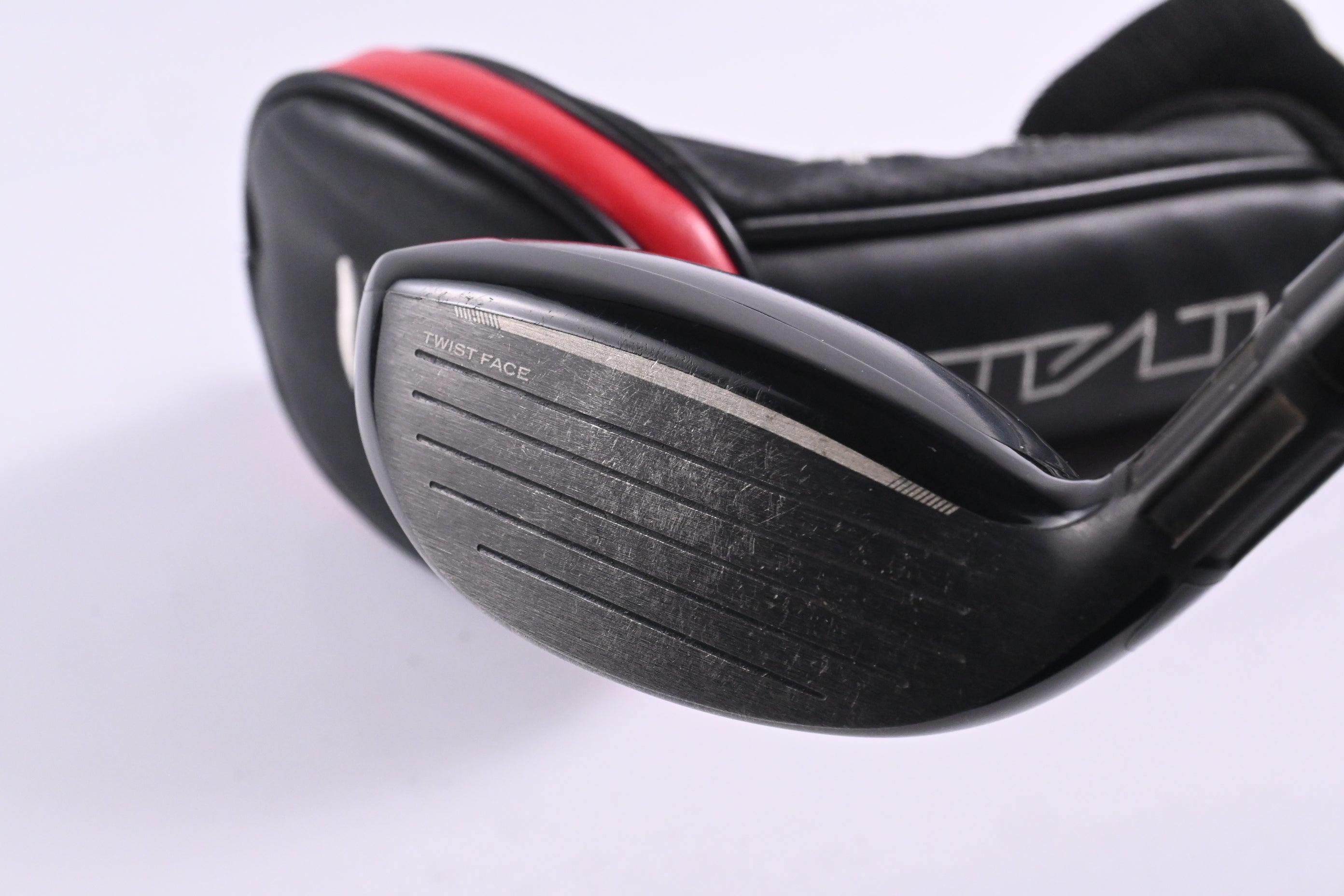 Taylormade Stealth #3 Hybrid / 19 Degree / Senior Flex UST ProForce V2 55 Shaft