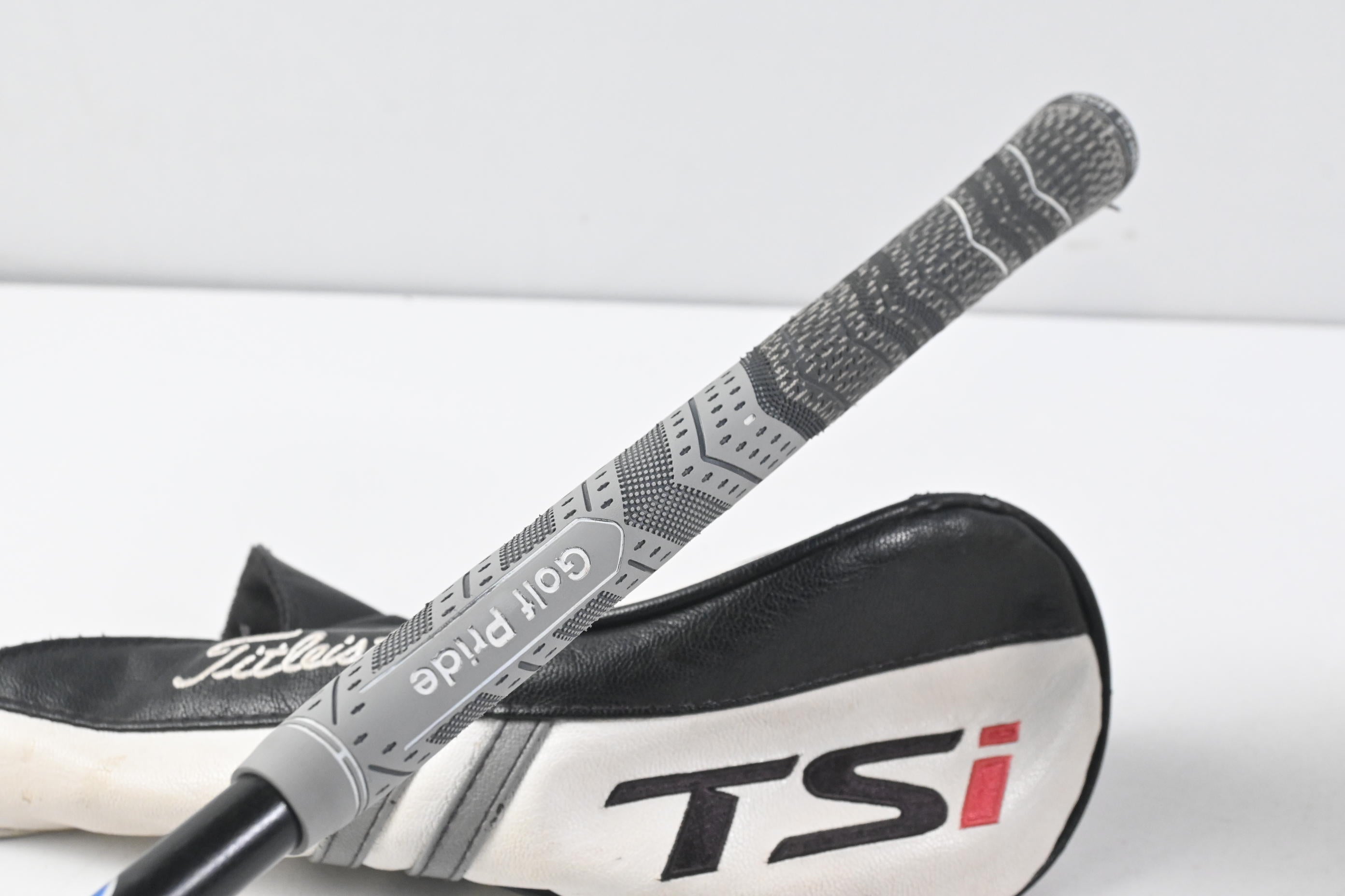 Titleist TSi3 #3 Wood / 13.5 Degree / Stiff Flex LA Golf Tour AXS 70 Shaft