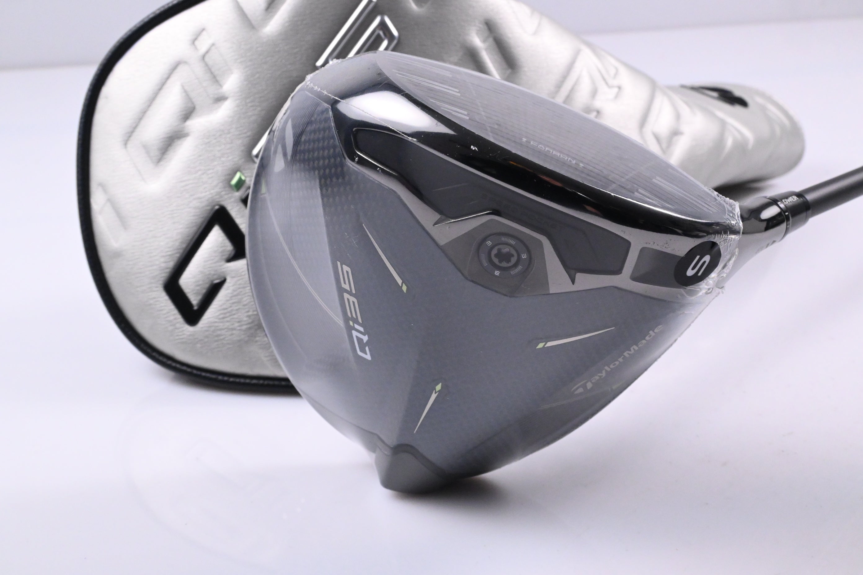 Taylormade Qi35 Driver / 9 Degree / Stiff Flex Fujikura Ventus Blue 5 Shaft