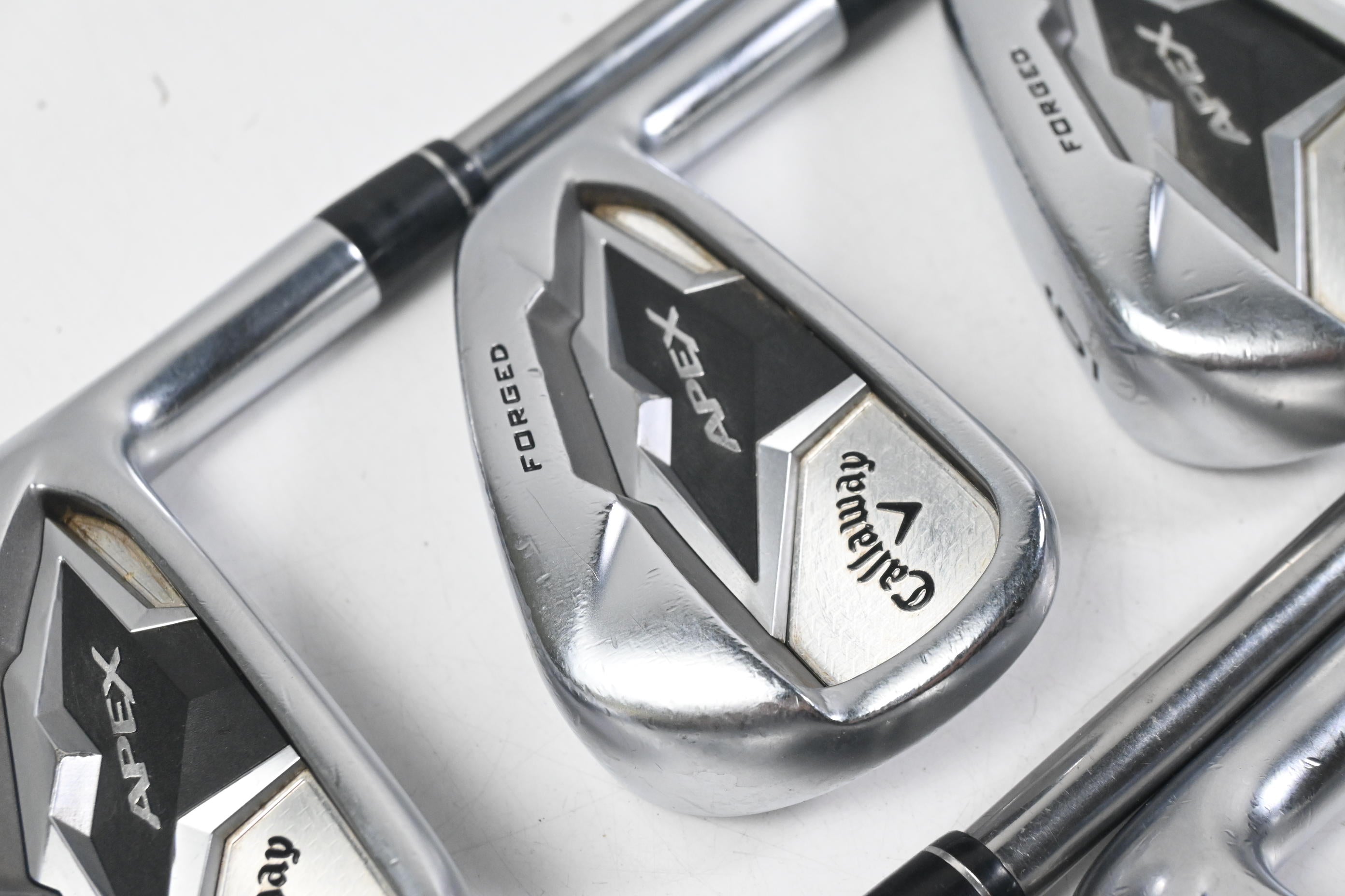 Callaway Apex CF19 Irons / 4-PW / Regular Flex Catalyst 60 Shafts