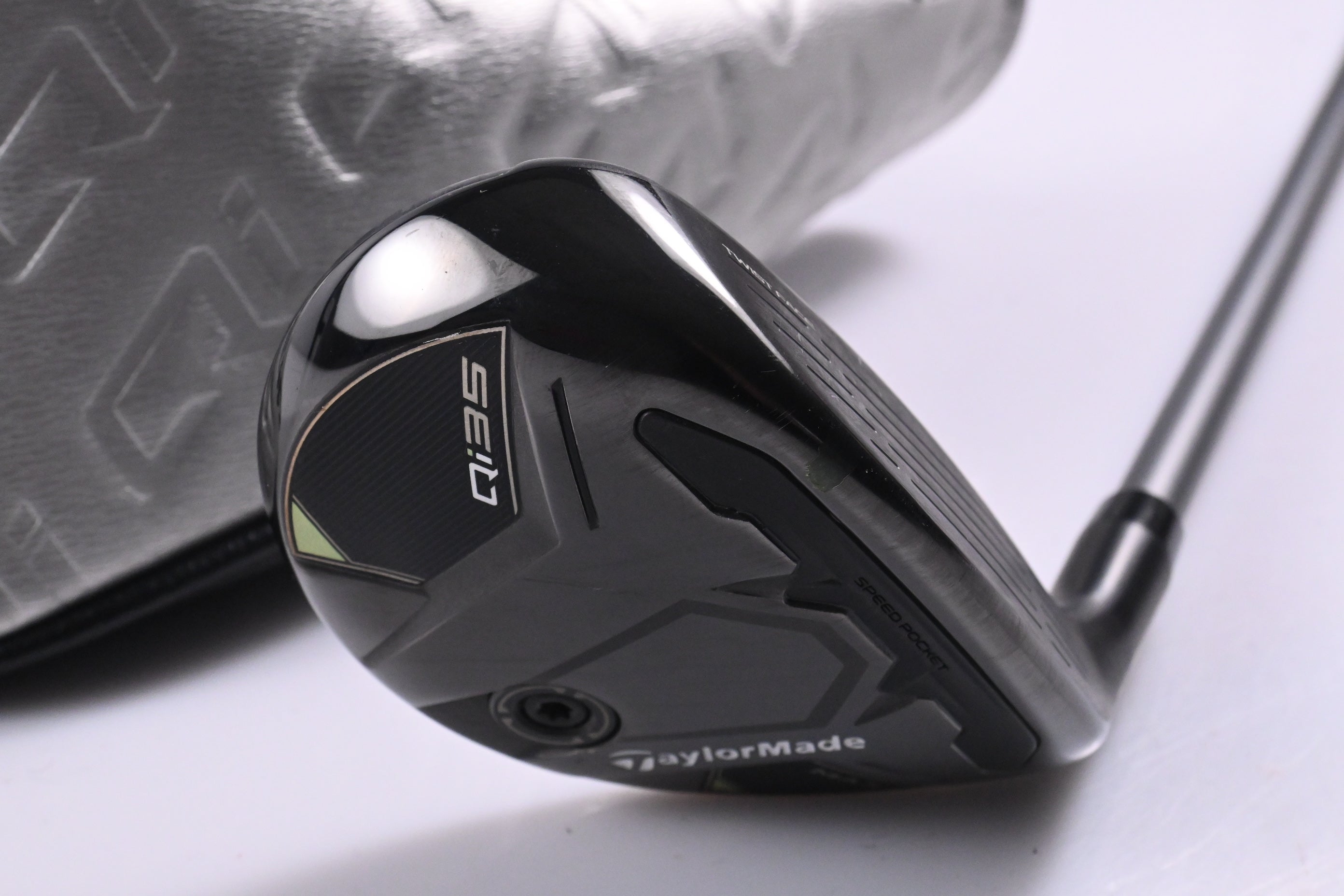 Taylormade Qi35 Max #4 Hybrid / 23 Degree / Regular Flex Fujikura Air Speeder 50