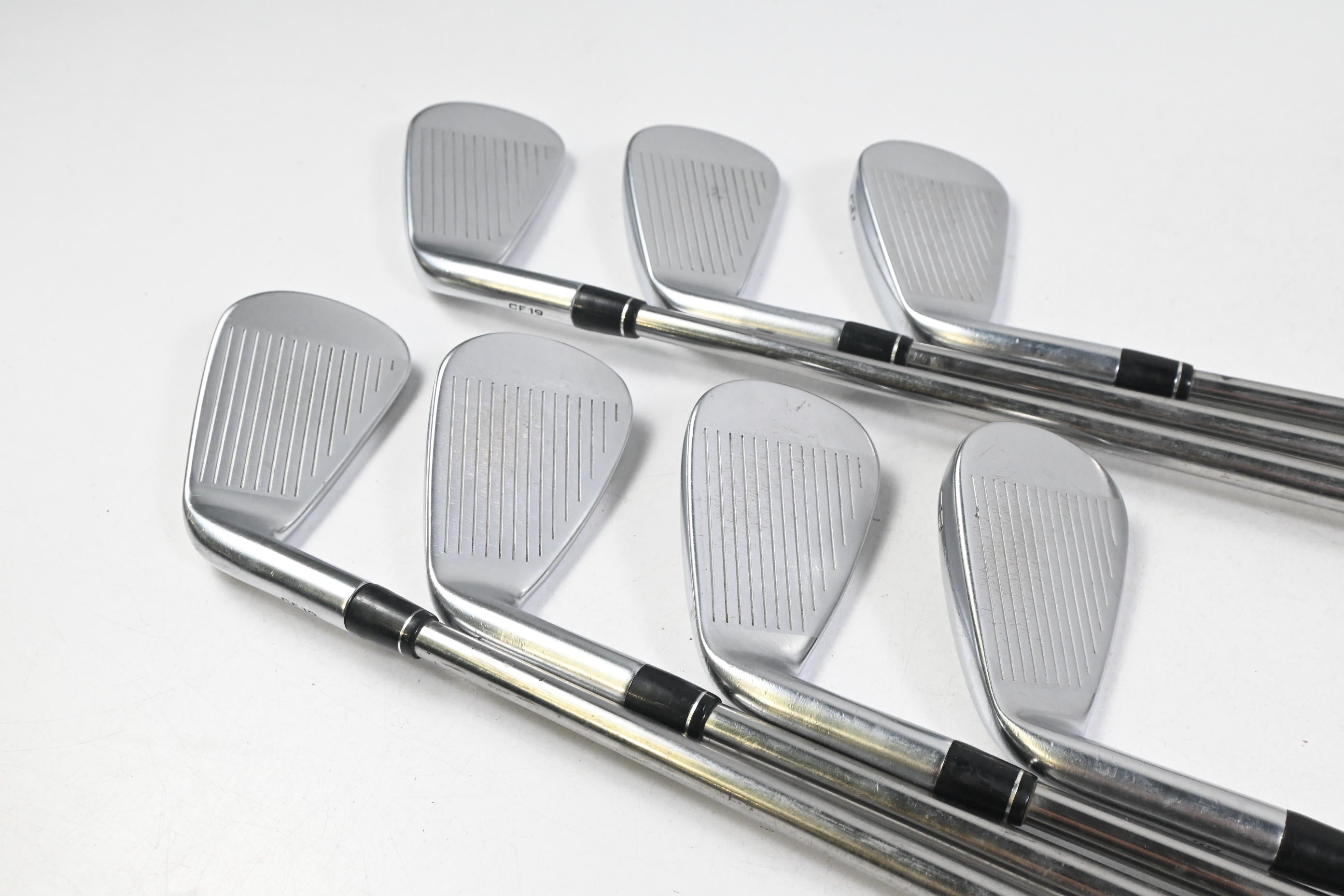 Callaway Apex CF19 Irons / 4-PW / Regular Flex Catalyst 60 Shafts