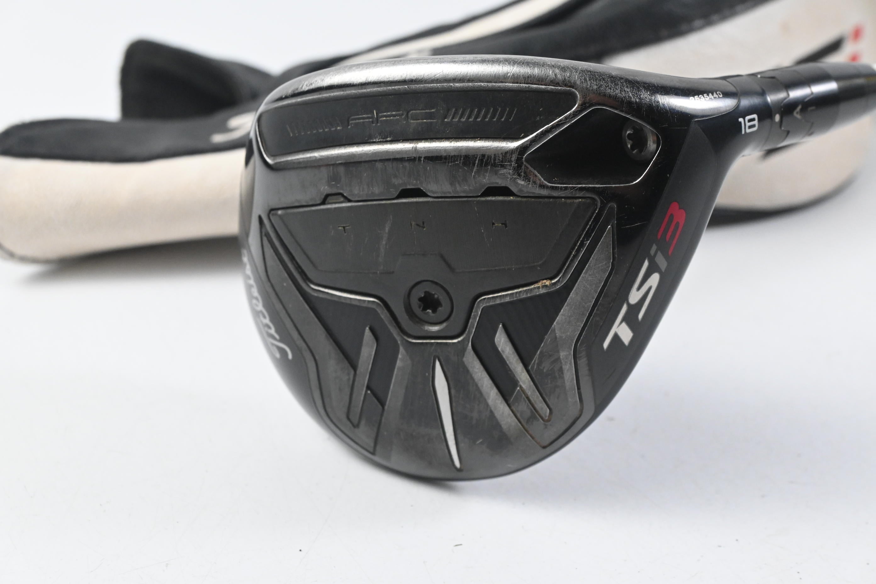 Titleist TSi3 #5 Wood / 18 Degree / Regular Flex Aldila Ascent 40 Shaft
