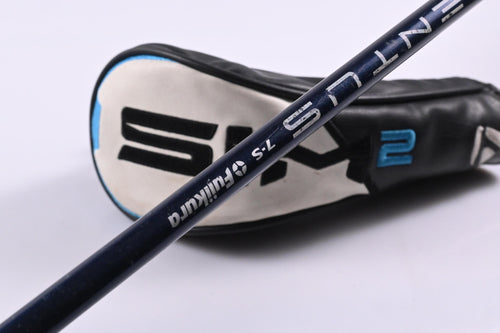 Taylormade SIM2 Max #3 Hybrid / 19 Degree / Stiff Flex Ventus Blue 7 Shaft
