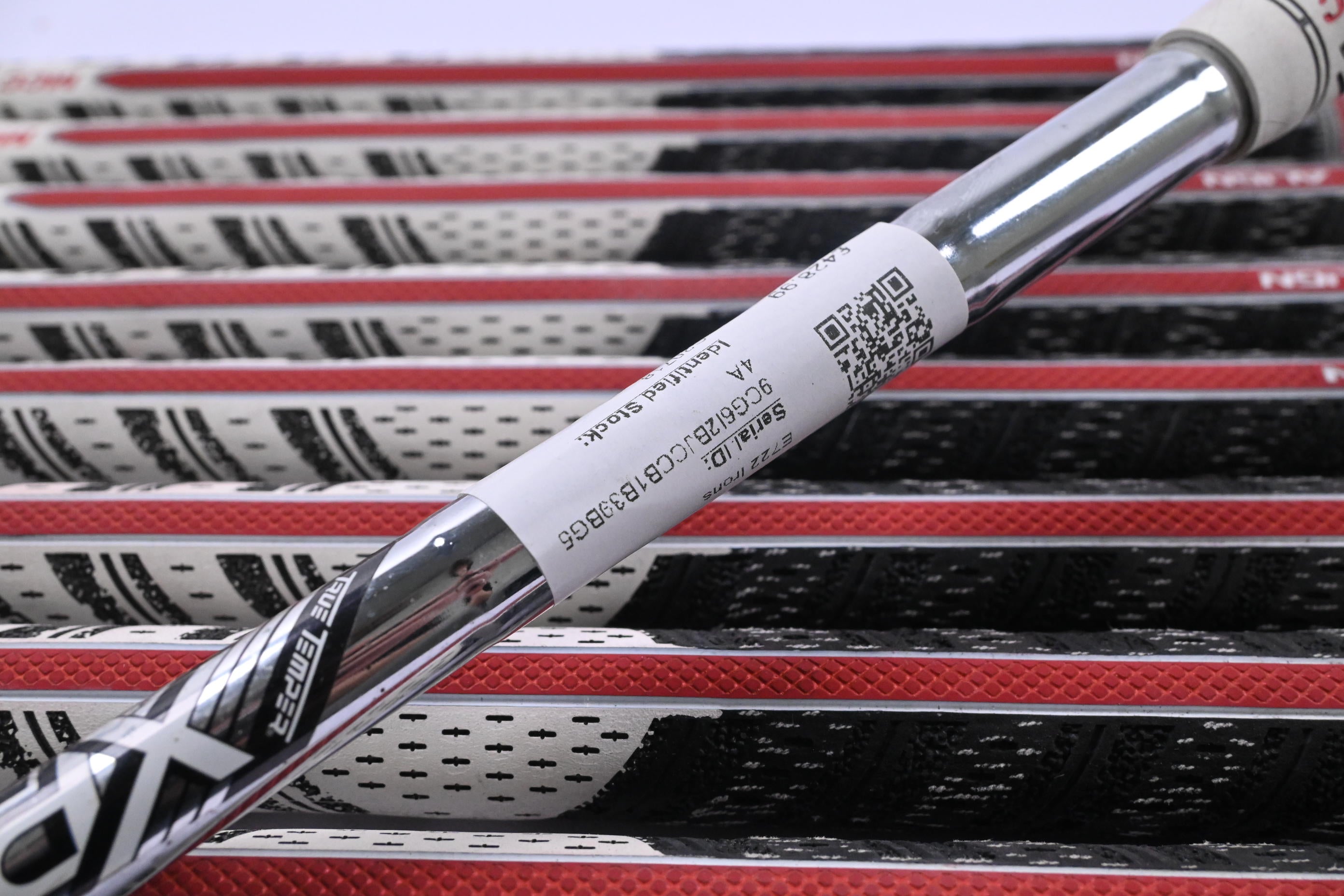 Tour Edge E722 Irons / 5-PW+GW+AW+SW / Regular Flex XP 85 R300 Shafts