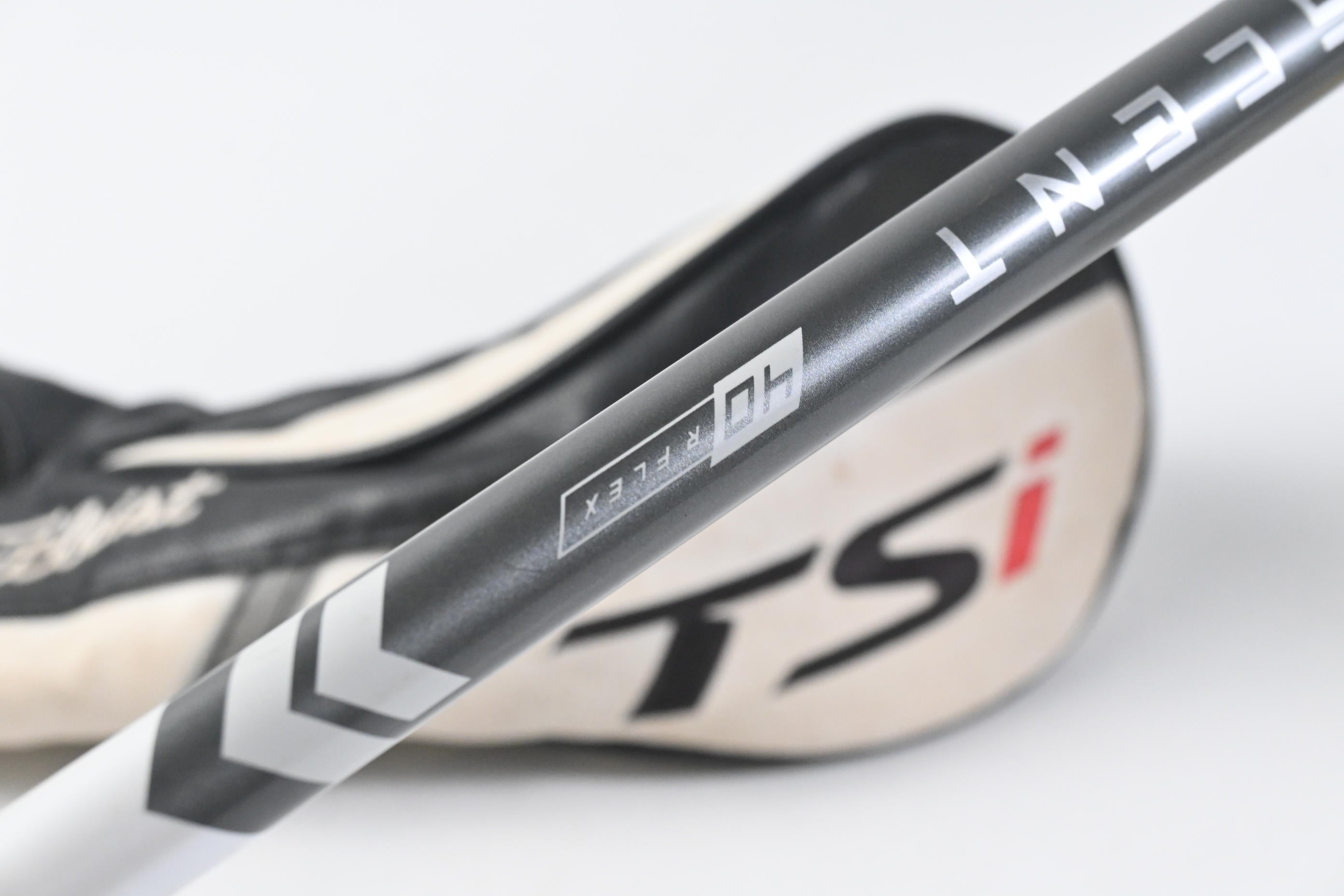 Titleist TSi3 #5 Wood / 18 Degree / Regular Flex Aldila Ascent 40 Shaft