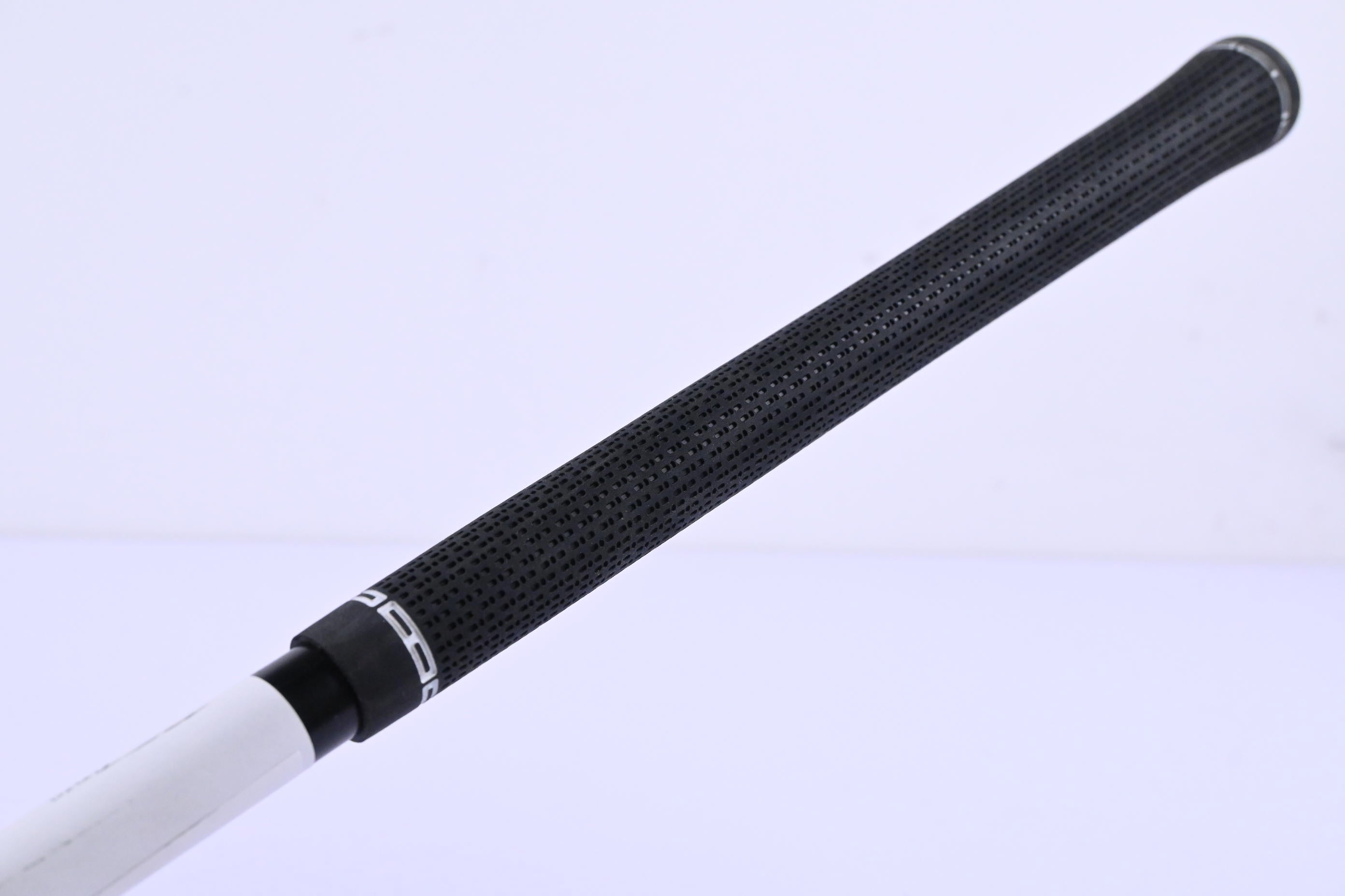 Titleist TSR3 Driver / 9 Degree / Stiff Flex HZRDUS Gen5 Black 60 Shaft