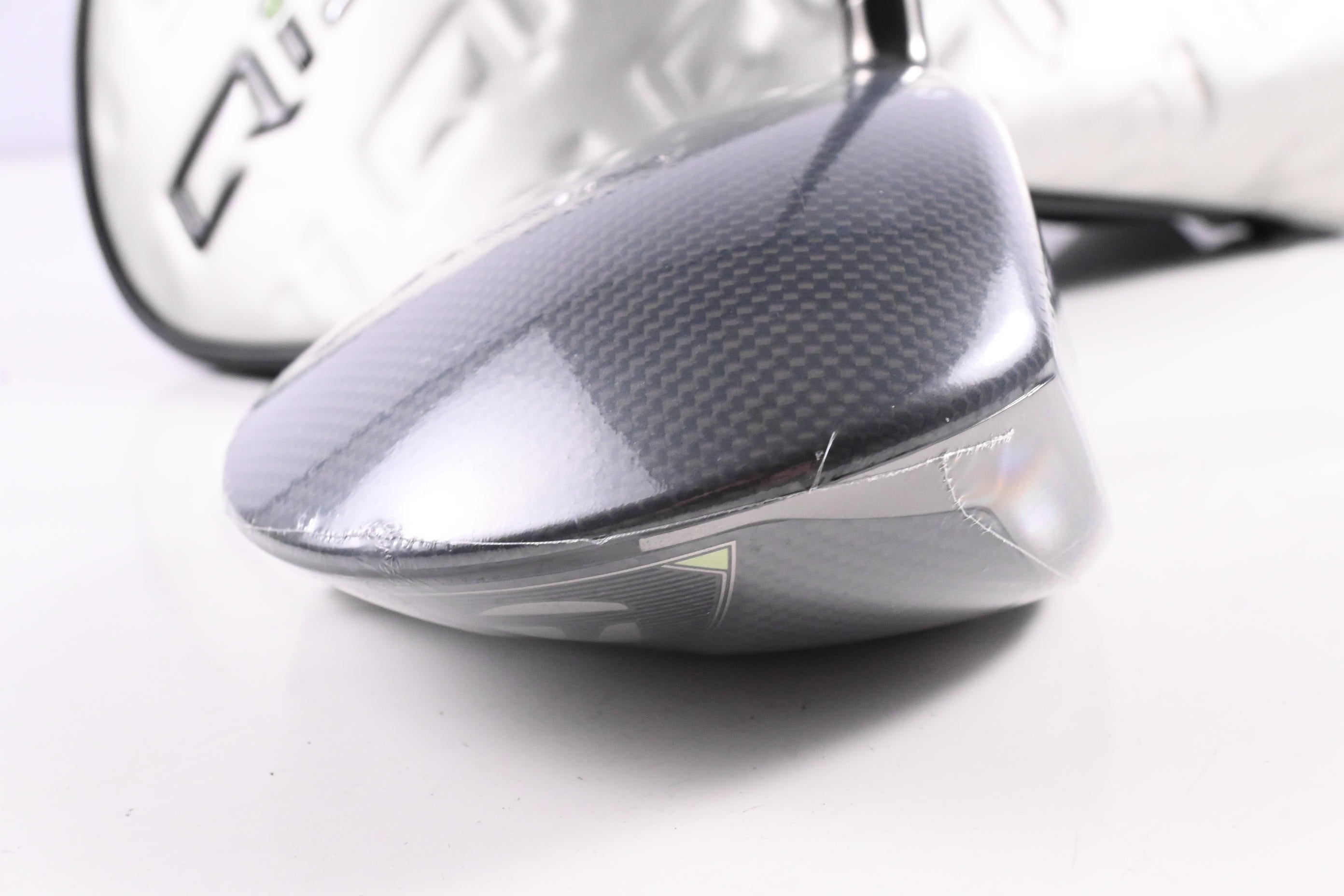 Taylormade Qi35 LS Driver / 9 Degree / Regular Flex Kai'li Blue CB Dark Wave 60