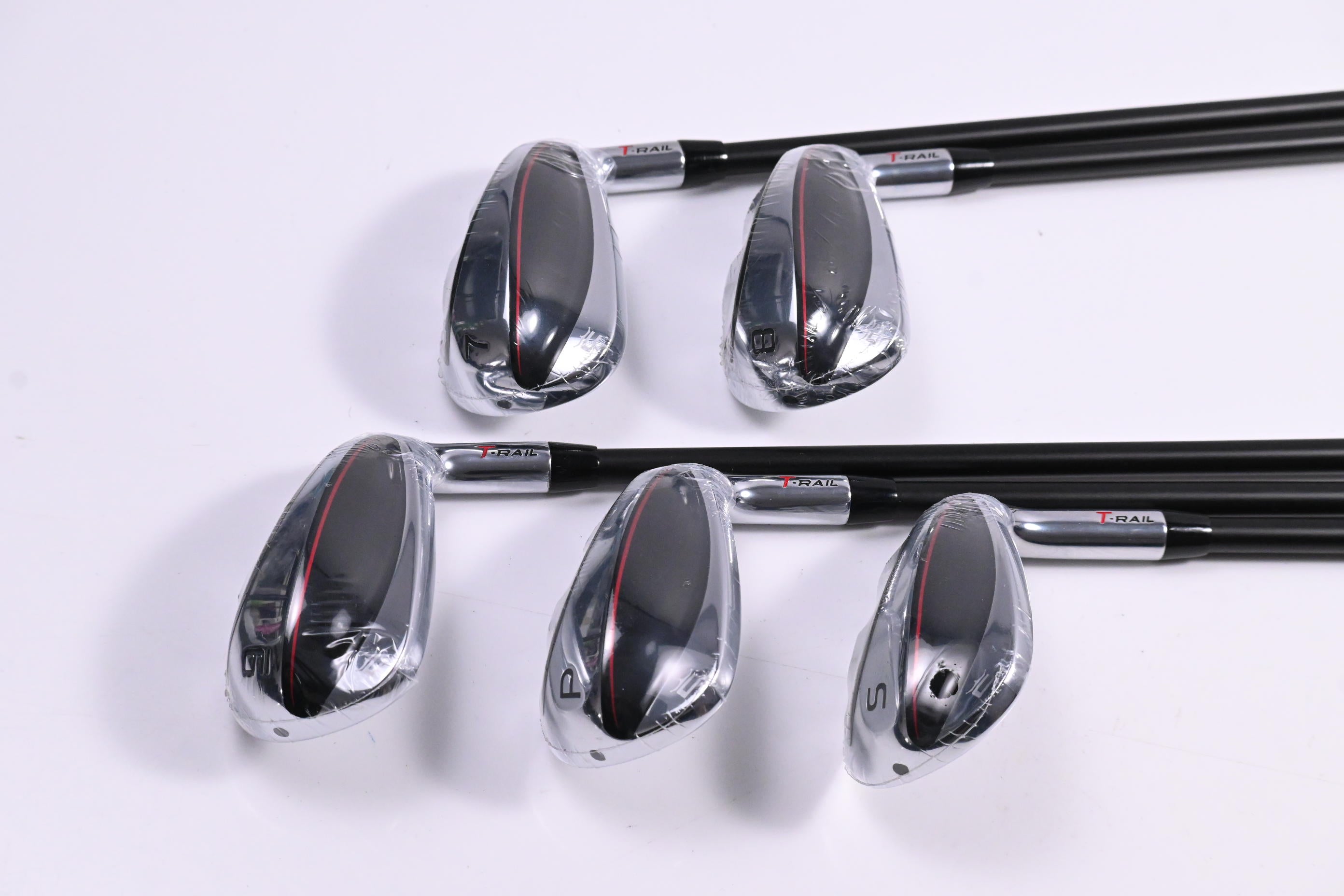 Cobra T-Rail 2024 Irons / 7-PW+SW / Regular Flex KBS PGI 75 Shafts
