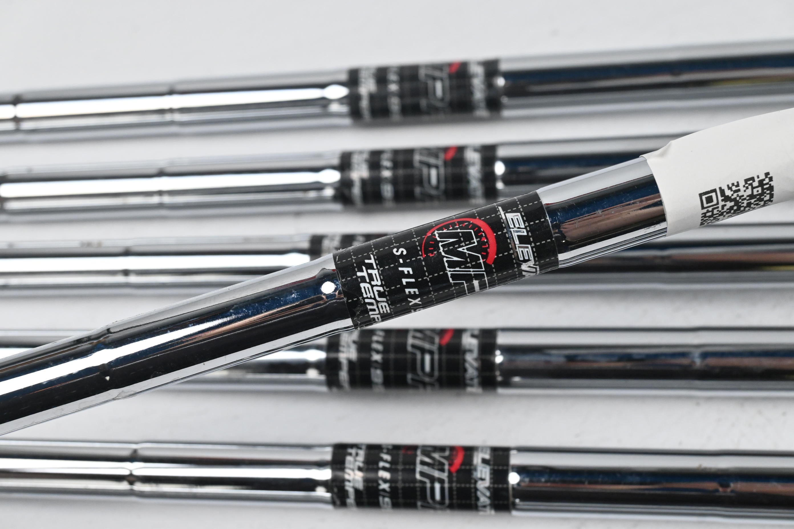 Callaway Rogue ST Max Irons / 5-PW+SW / Stiff Flex Elevate MPH 95 Shafts