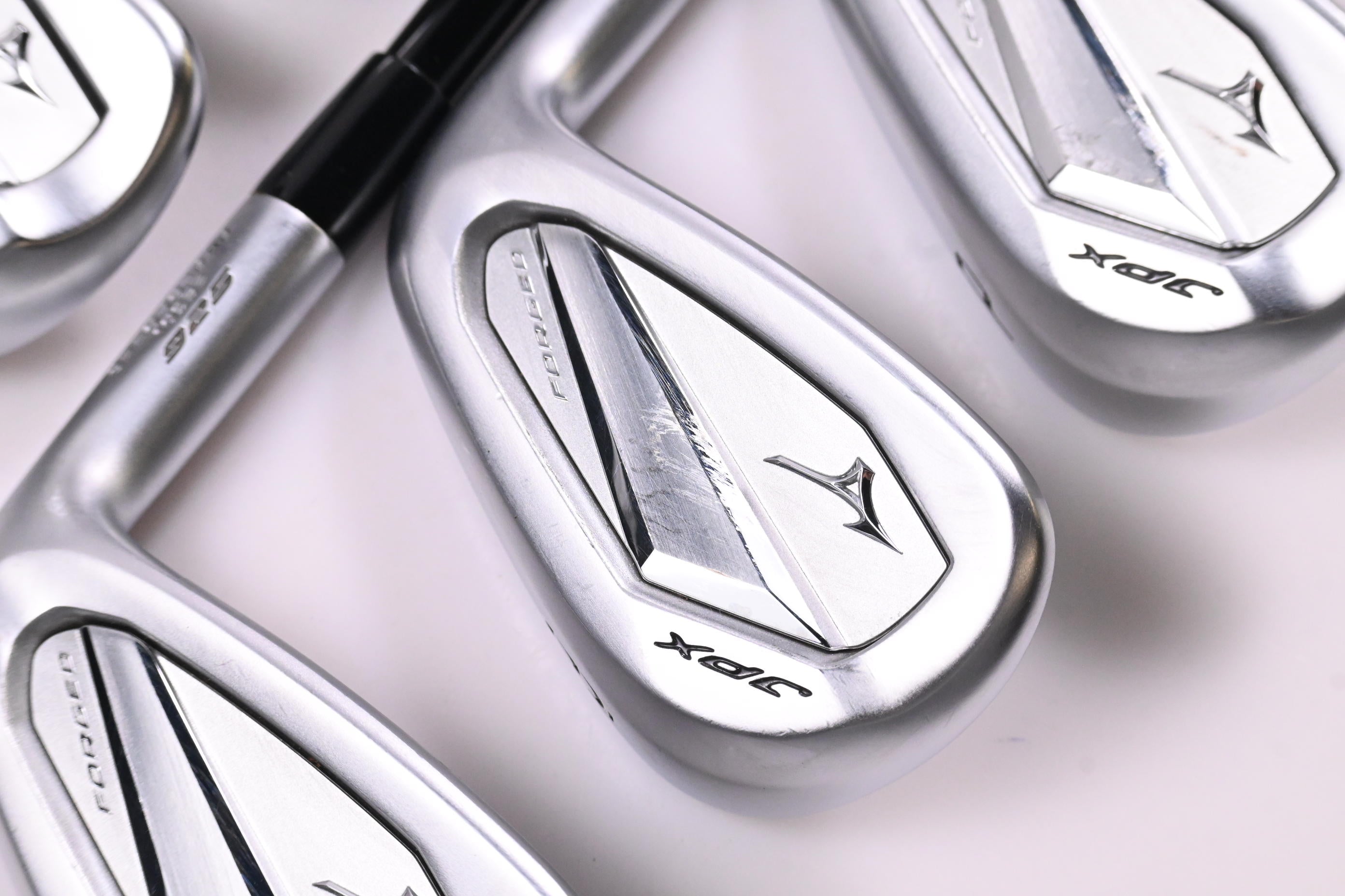 Mizuno JPX 925 Forged Irons / 6-PW / Regular Flex MMT 85 Shafts